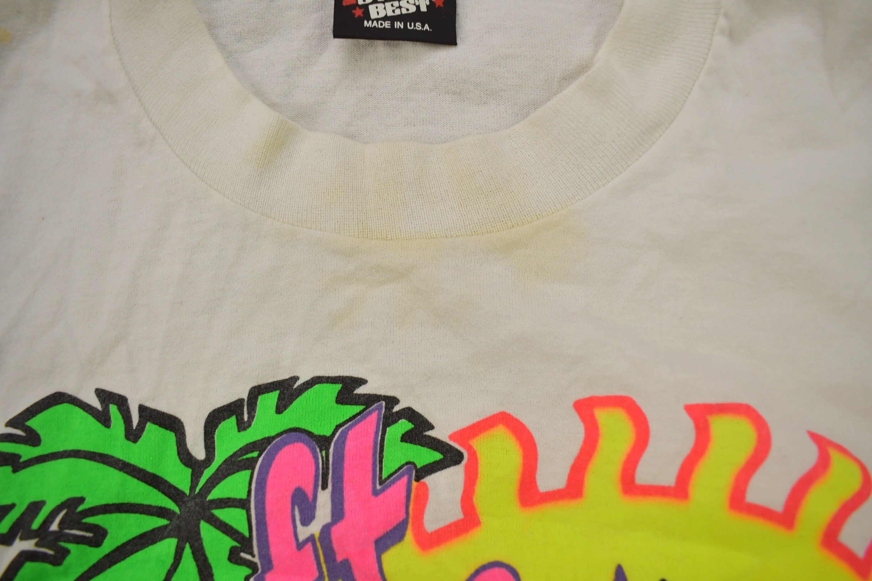 Vintage 1990s Demonte Raft Club Souvenir T Shirt