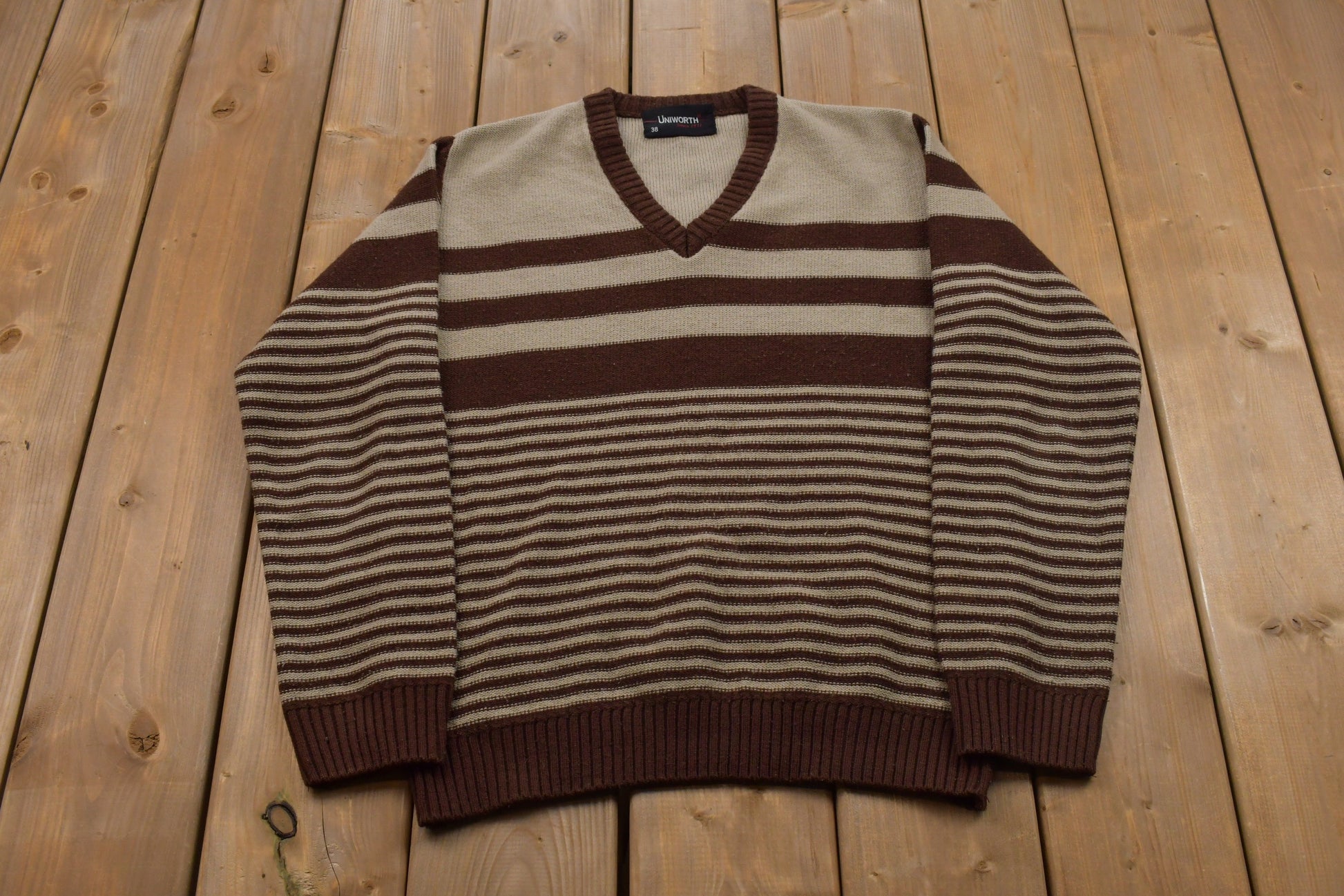 1970s Vintage Uniworth Knitted V Neck Sweater