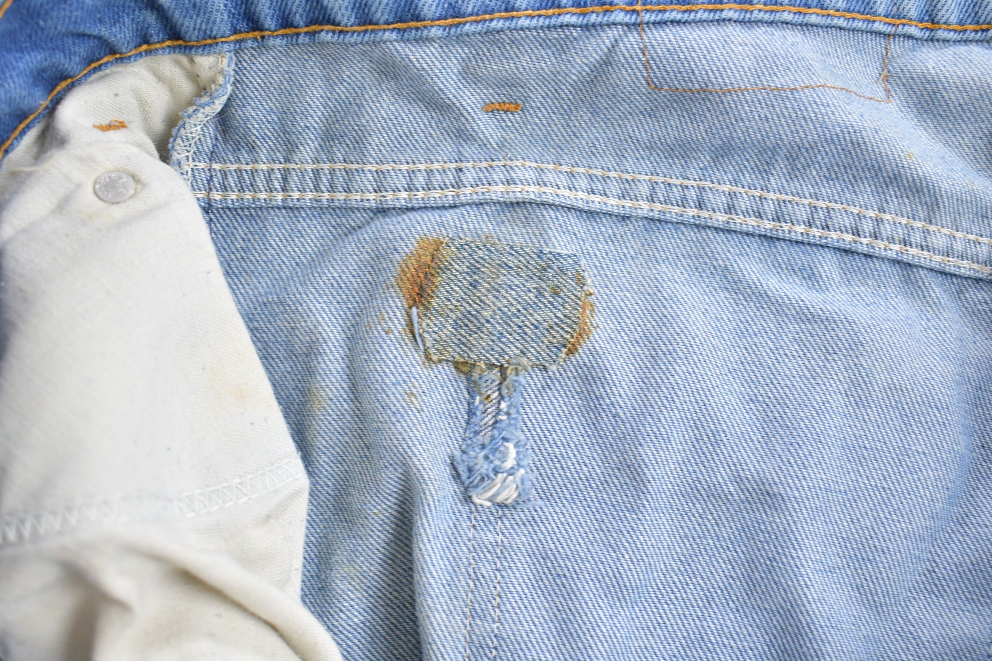 Vintage 1970s Levi's Orange Tab Jeans Size 37 x 28