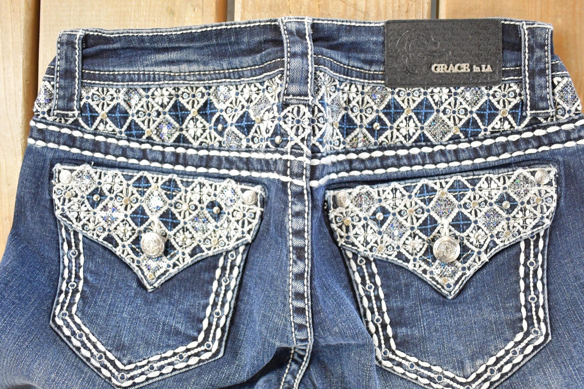 Vintage Deadstock Y2K Grace In LA Bedazzled Bootcut Low Rise Jeans Women's Size 27 x 32