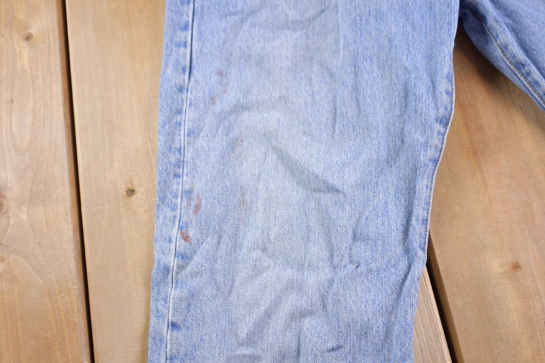 Vintage 1990s Levi 501 Red Tab Jeans Size 31 x 31