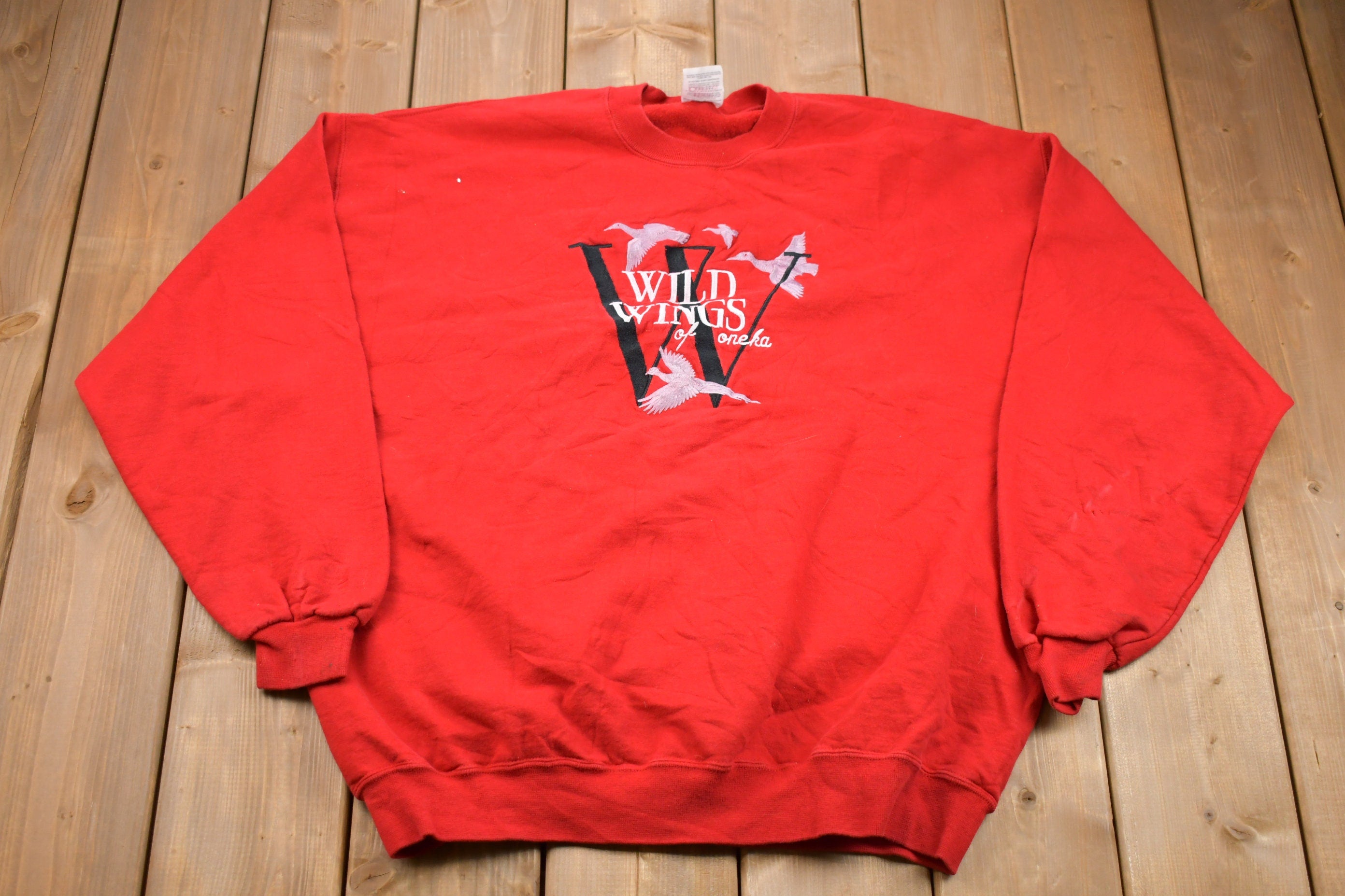 Vintage 1990s Wild Wings Of Oneka Embroidered Logo Crewneck Sweatshirt