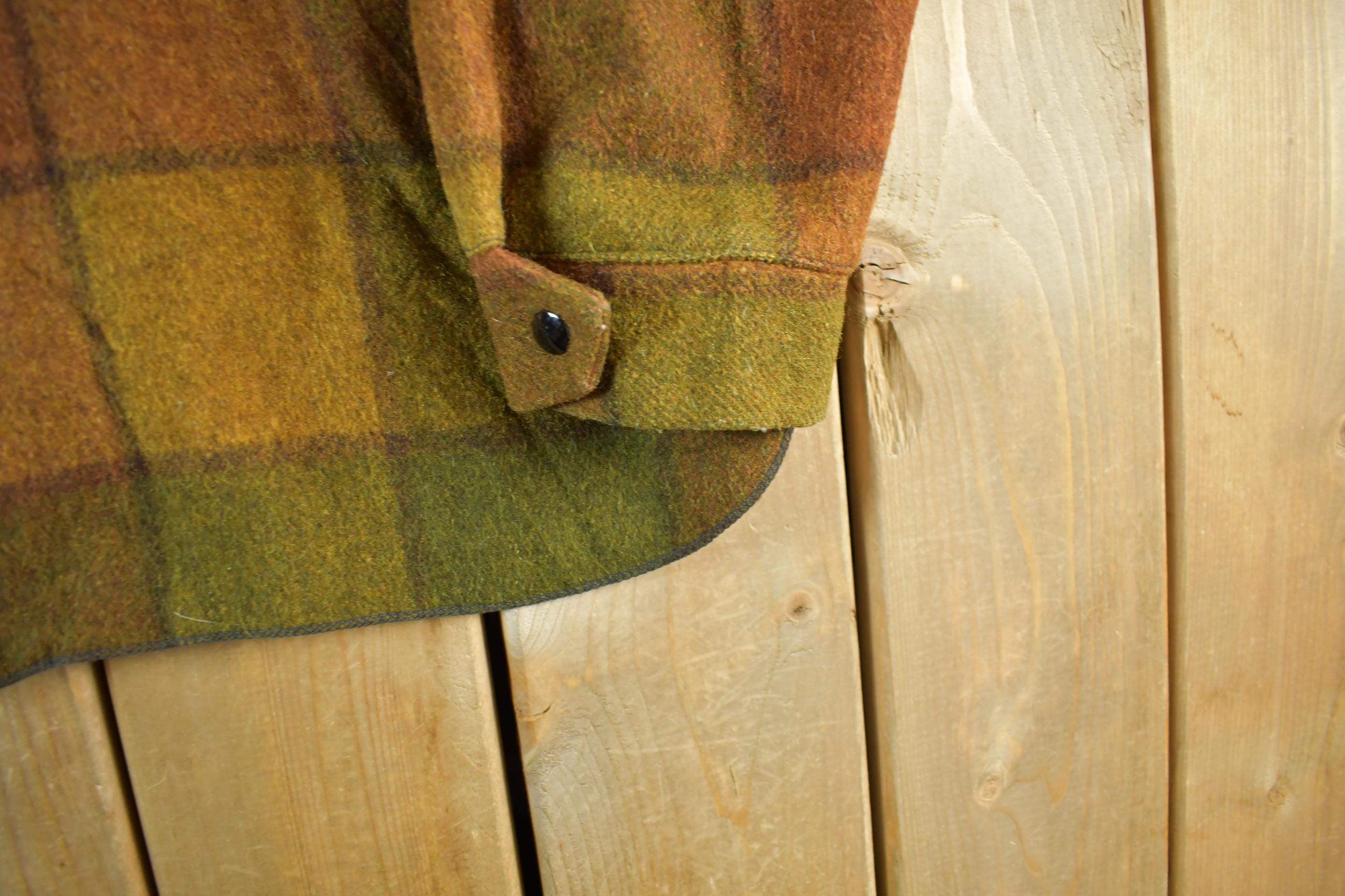 Vintage 1960s 1970s Wool Flannel Button Up Shirt Jacket Men's XL