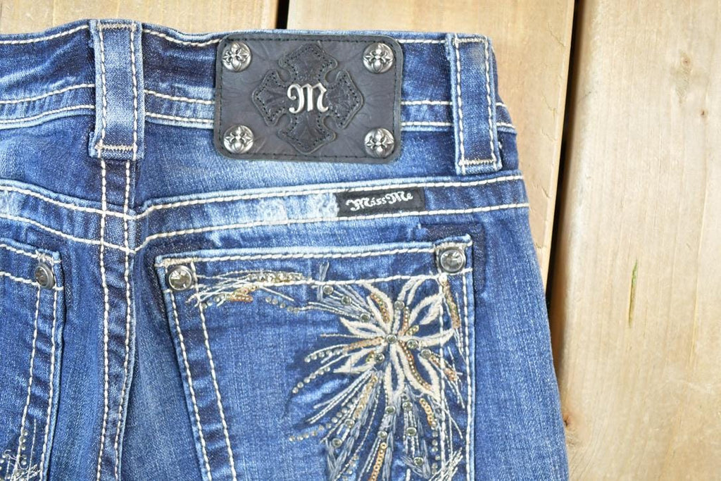 Vintage Y2K Miss Me Bedazzled Low Rise Jeans Size 26x31