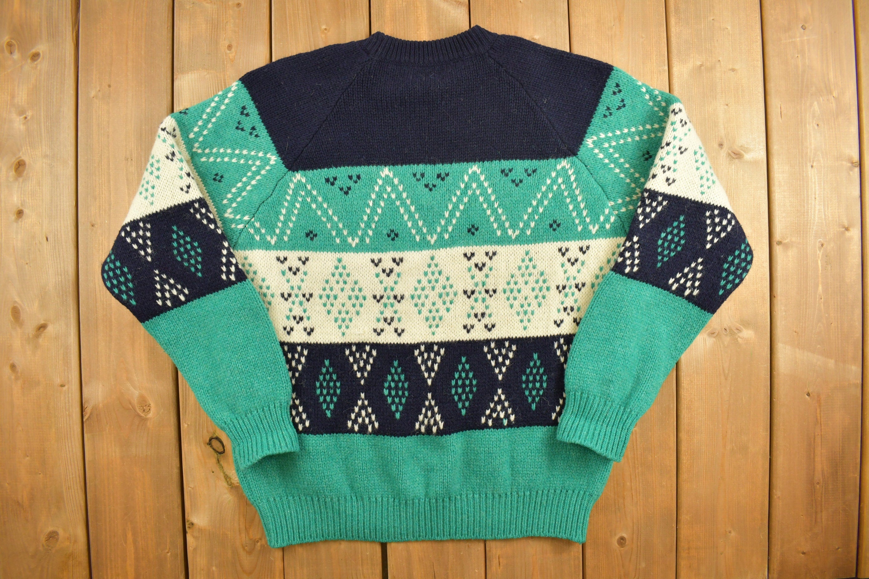 Vintage 1990s United Colors Of Benneton Knitted Sweater  Vintage 90s Crewneck  Pattern Sweater  Shetland Wool  Made In Italy