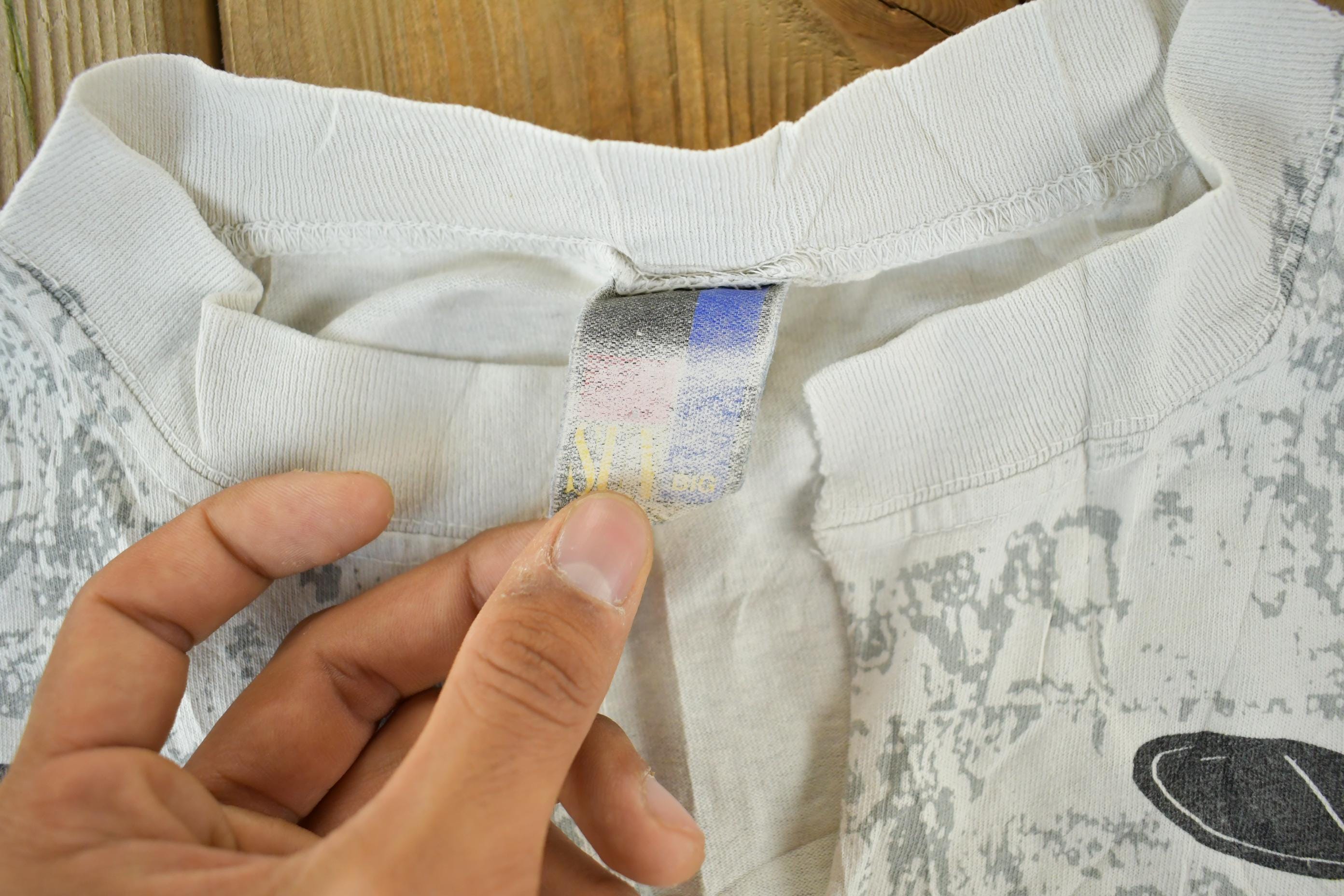 Vintage 1990s Looney Tunes Chicago White Sox MLB Cartoon Promo T-Shirt