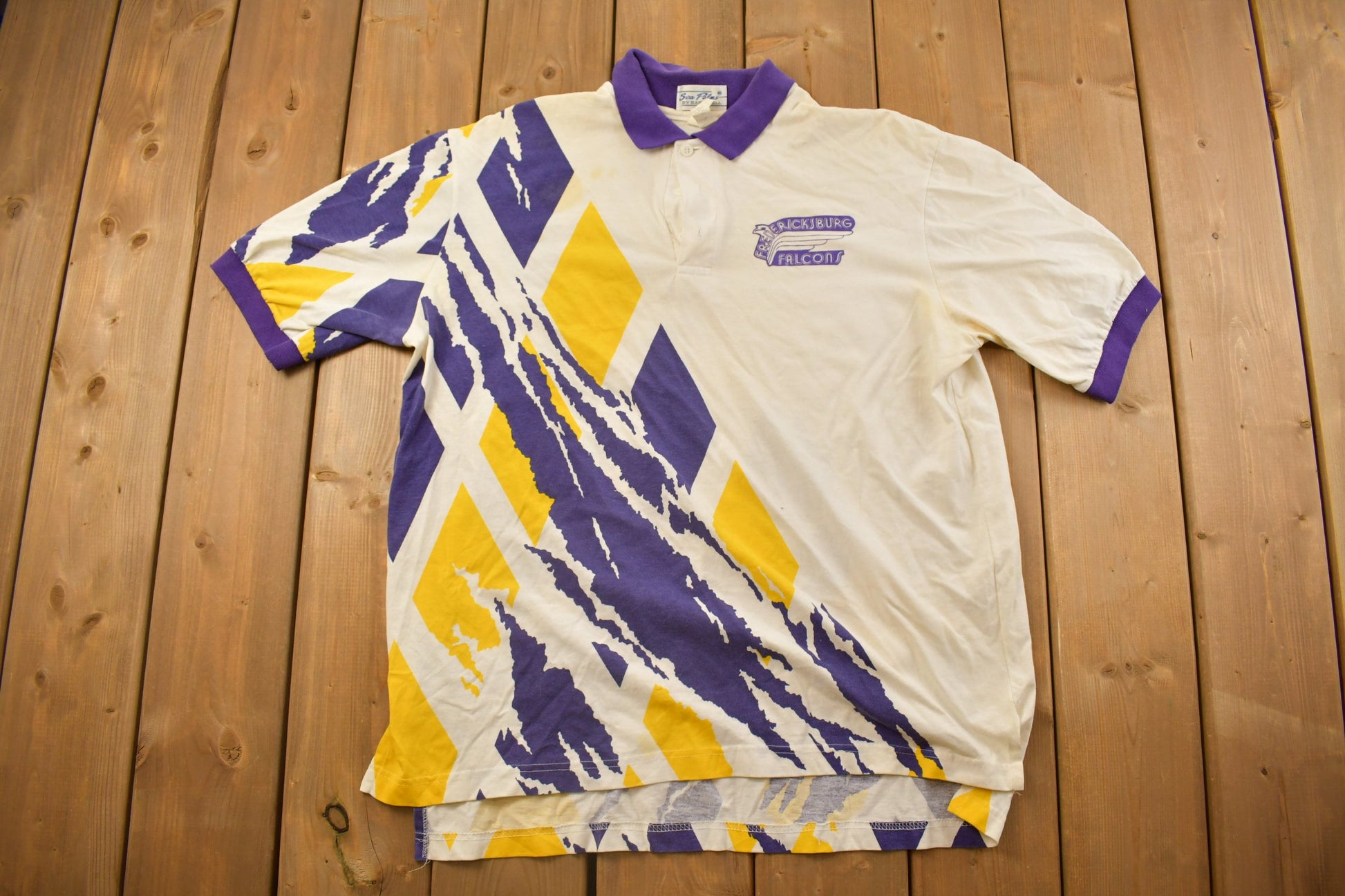 Vintage 1990s Fredericksburg Falcons Graphic Collard Polo Shirt