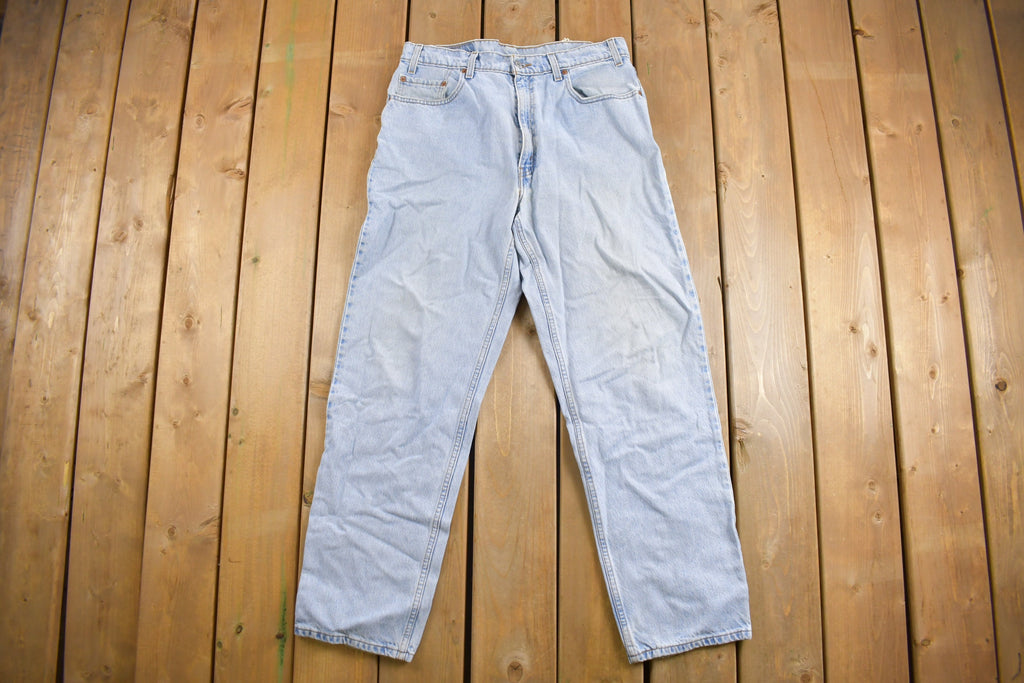 Vintage 1990s Levi's 550 Red Tab Jeans Size 34 x 31