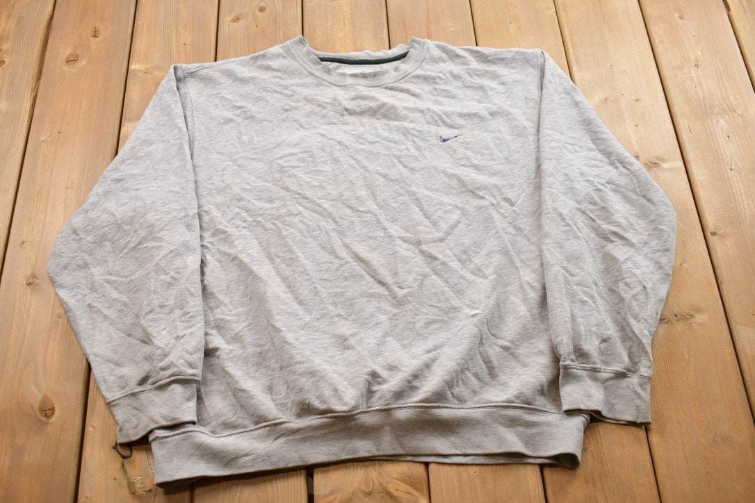 Vintage 1990s Nike Embroidered Mini Swoosh Crewneck Sweatshirt