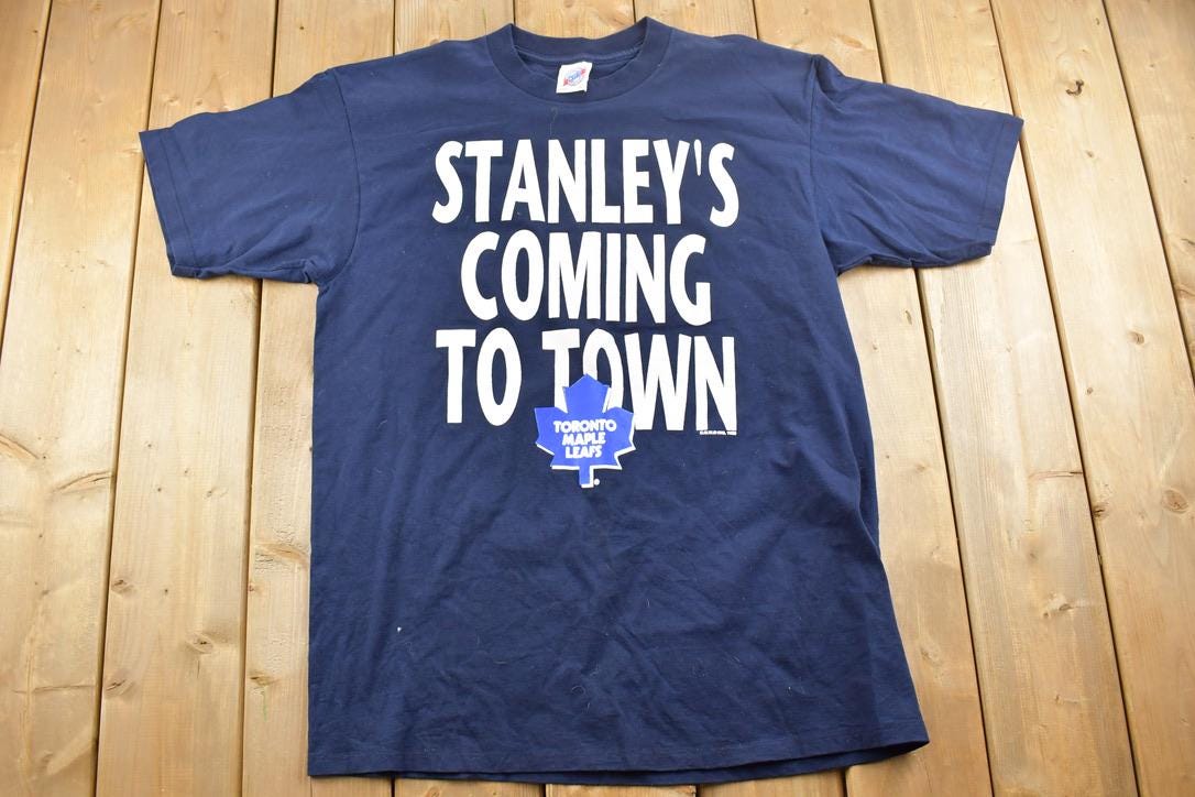 Vintage 1993 Toronto Maple Leafs Stanley's Coming To Town Graphic T-Shirt