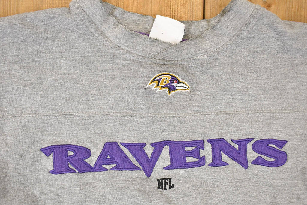 Vintage 1990s Baltimore ravens NFL Football Team Apparel Embroidered Crewneck Sweatshirt Men's L