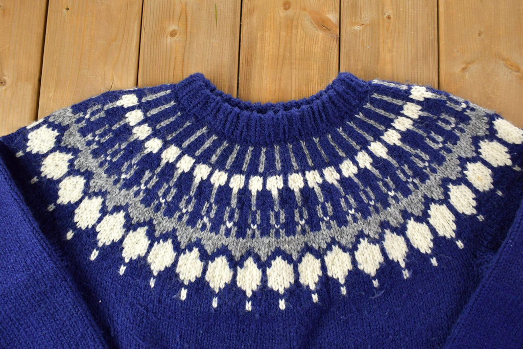 Vintage 1990s Pat Handmade Heavy Wool Knit Crewneck Sweater / 90s Crewneck / Preppy