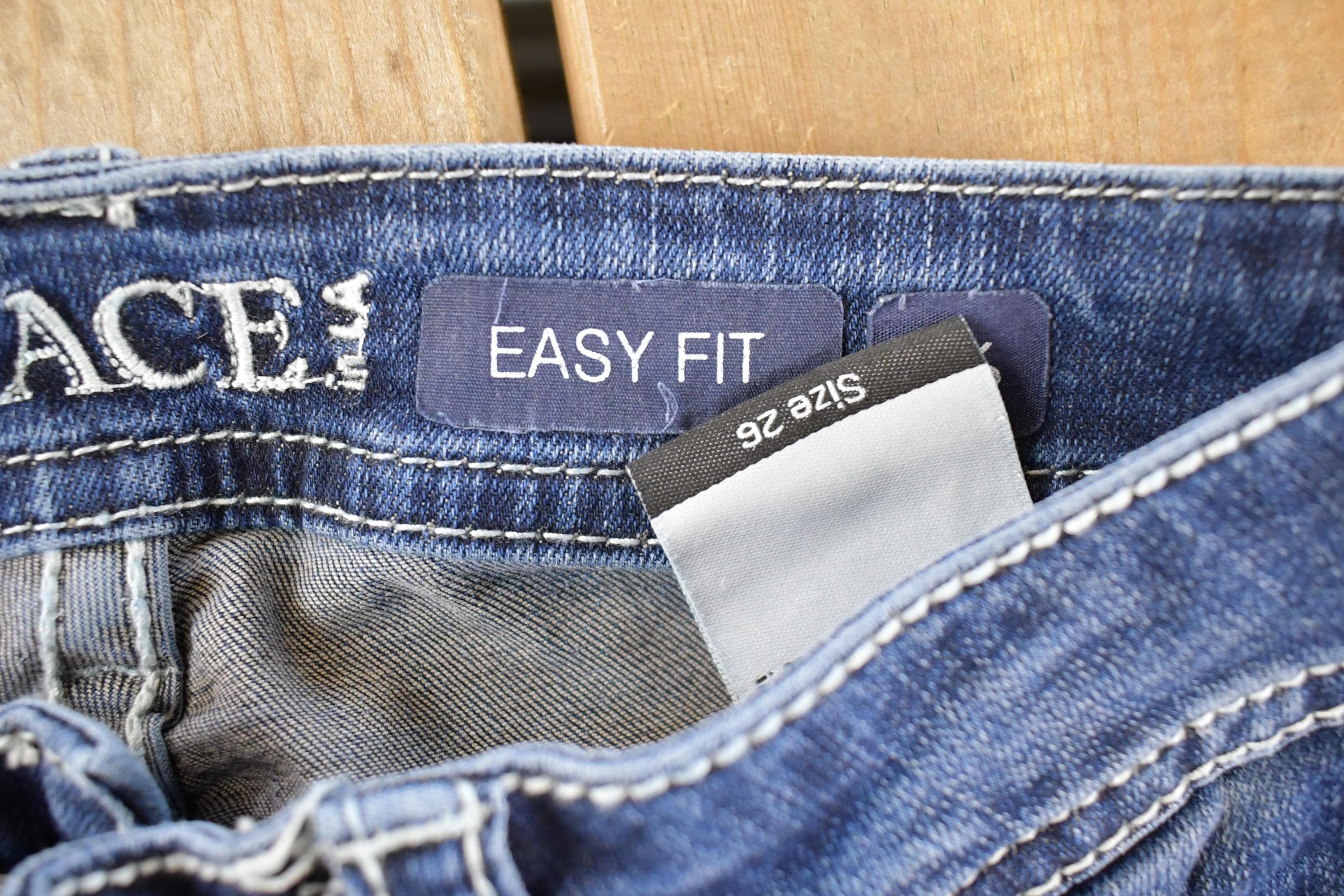 Vintage Deadstock Y2K Grace In LA Bedazzled Bootcut Low Rise Jeans Women's Size 26 x 32