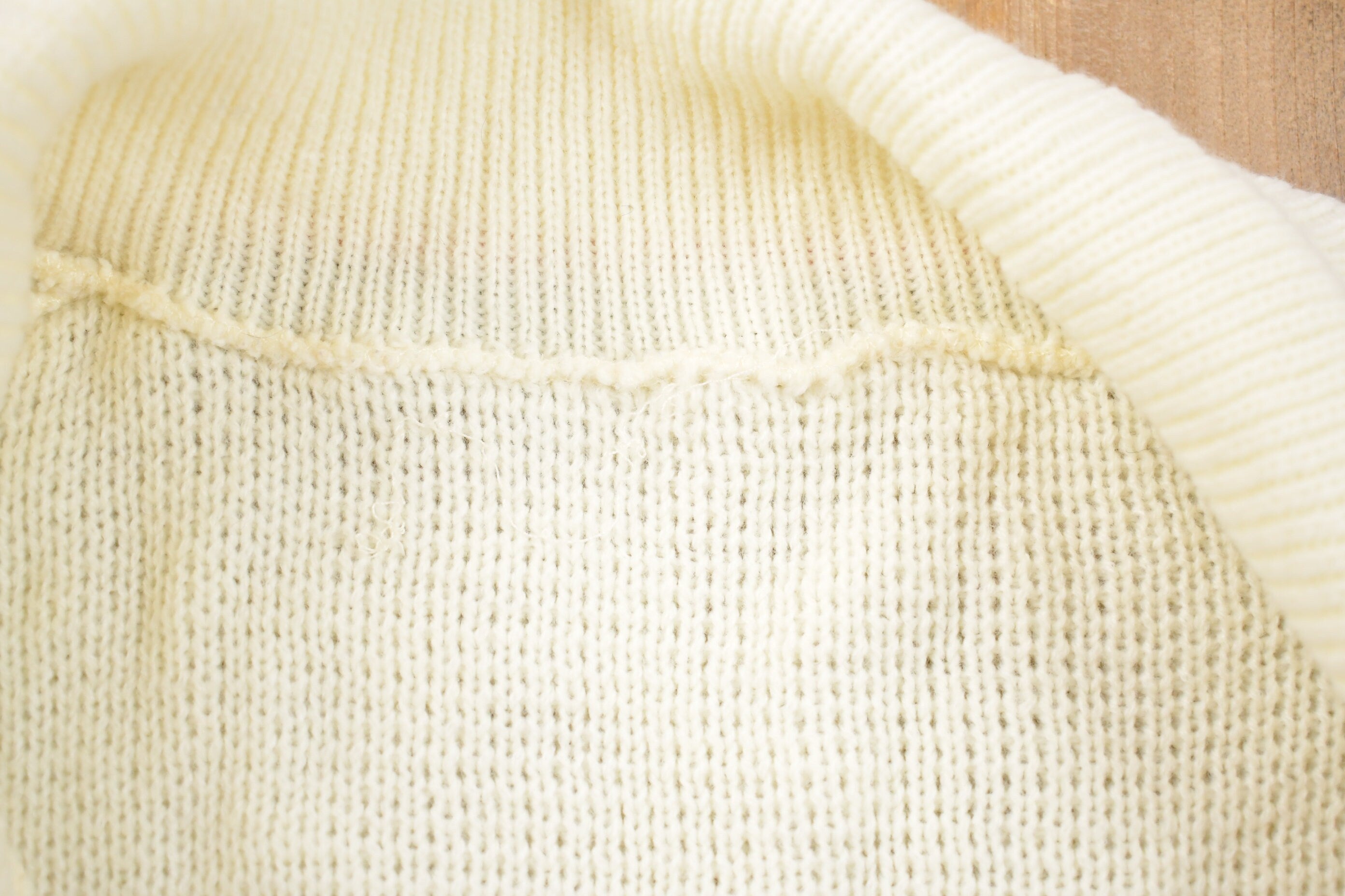 Vintage 1970s Knitted Cardigan Sweater