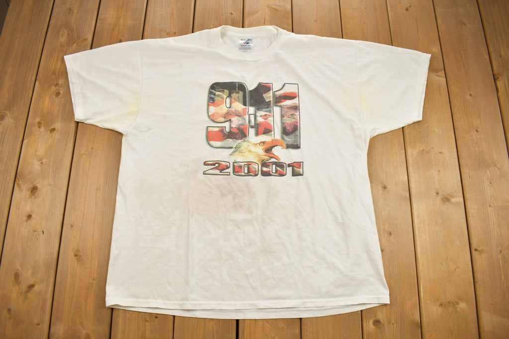 Vintage 2001 911 Remembrance T-Shirt /