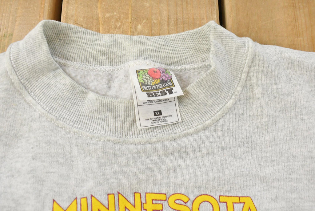 Vintage 1990s Minnesota Golden Gophers Basketball Collegiate Crewneck Sweatshirt Men's XL / 90s NCAA Final Four / Sportswear / College