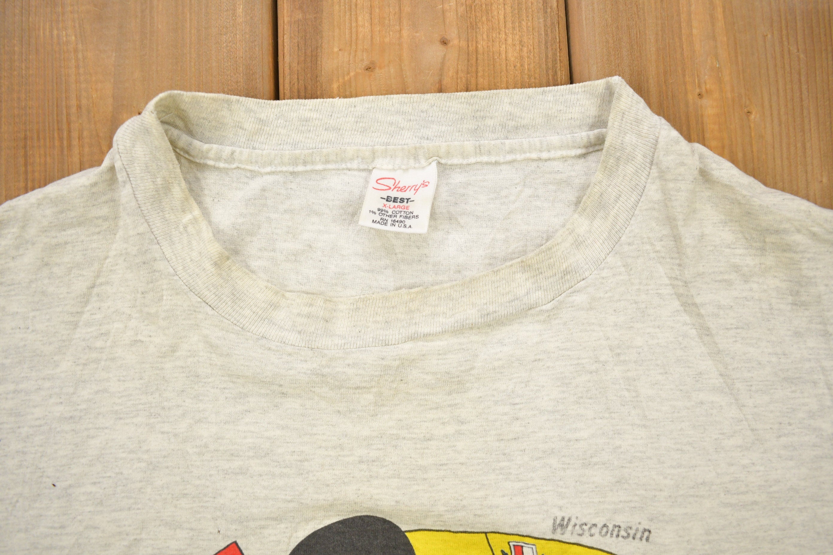 Vintage 1990s Mickey Mouse Wisconsin Souvenir T Shirt