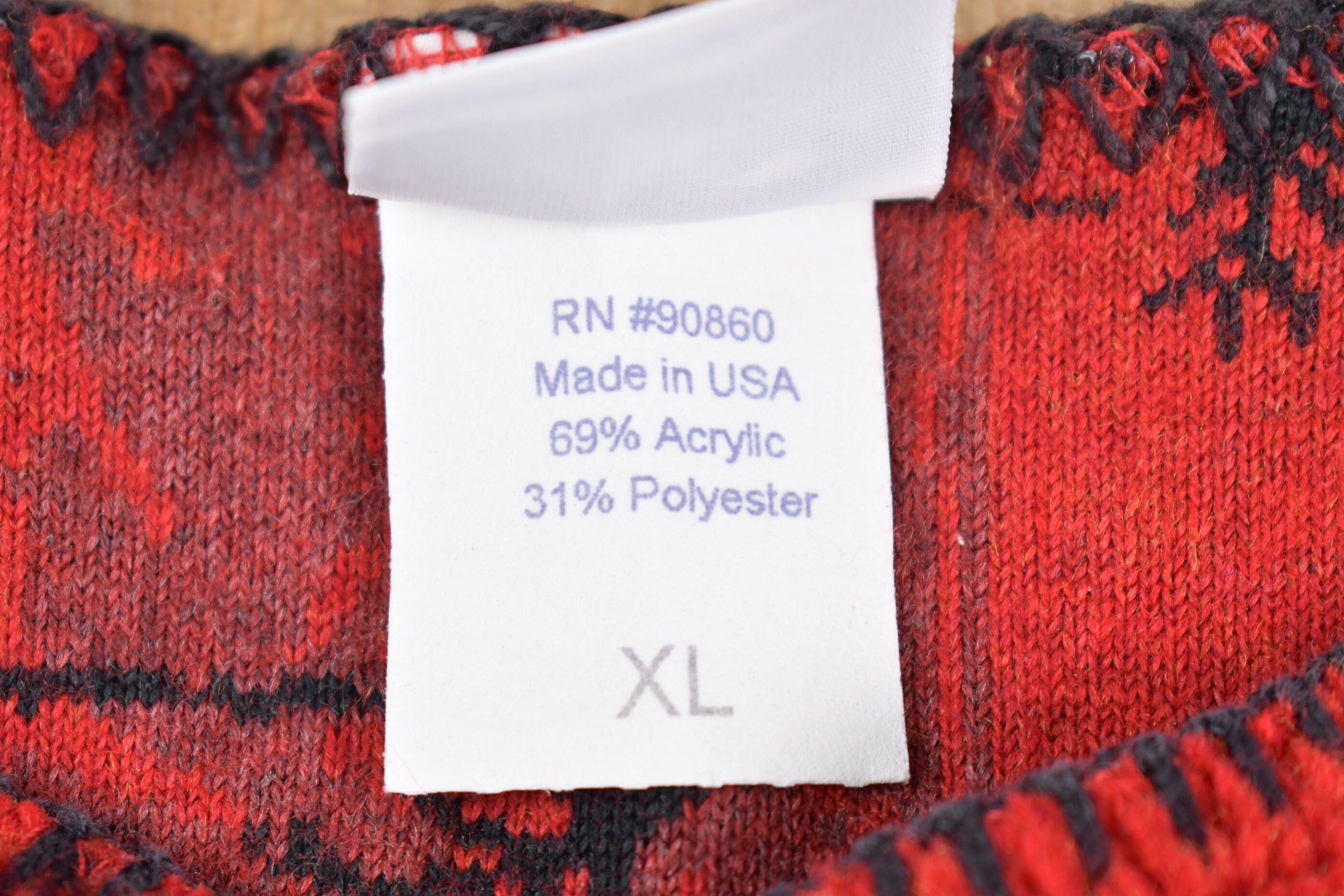 Vintage 1990s Cute Cardinal Graphic Fleece Crewneck Sweater