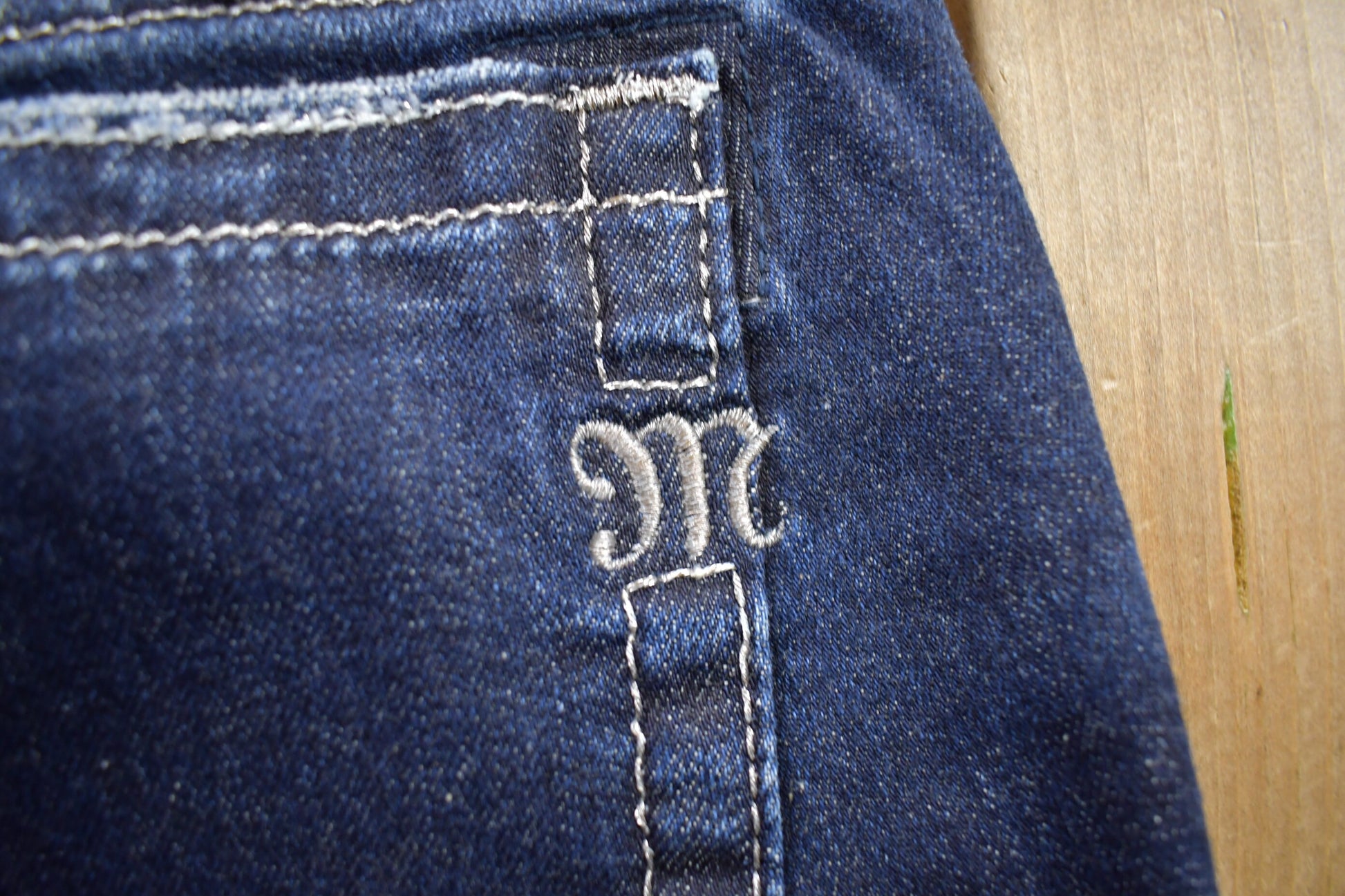 Vintage Y2K Miss Me Bedazzled Low Rise Jeans Size 26x33