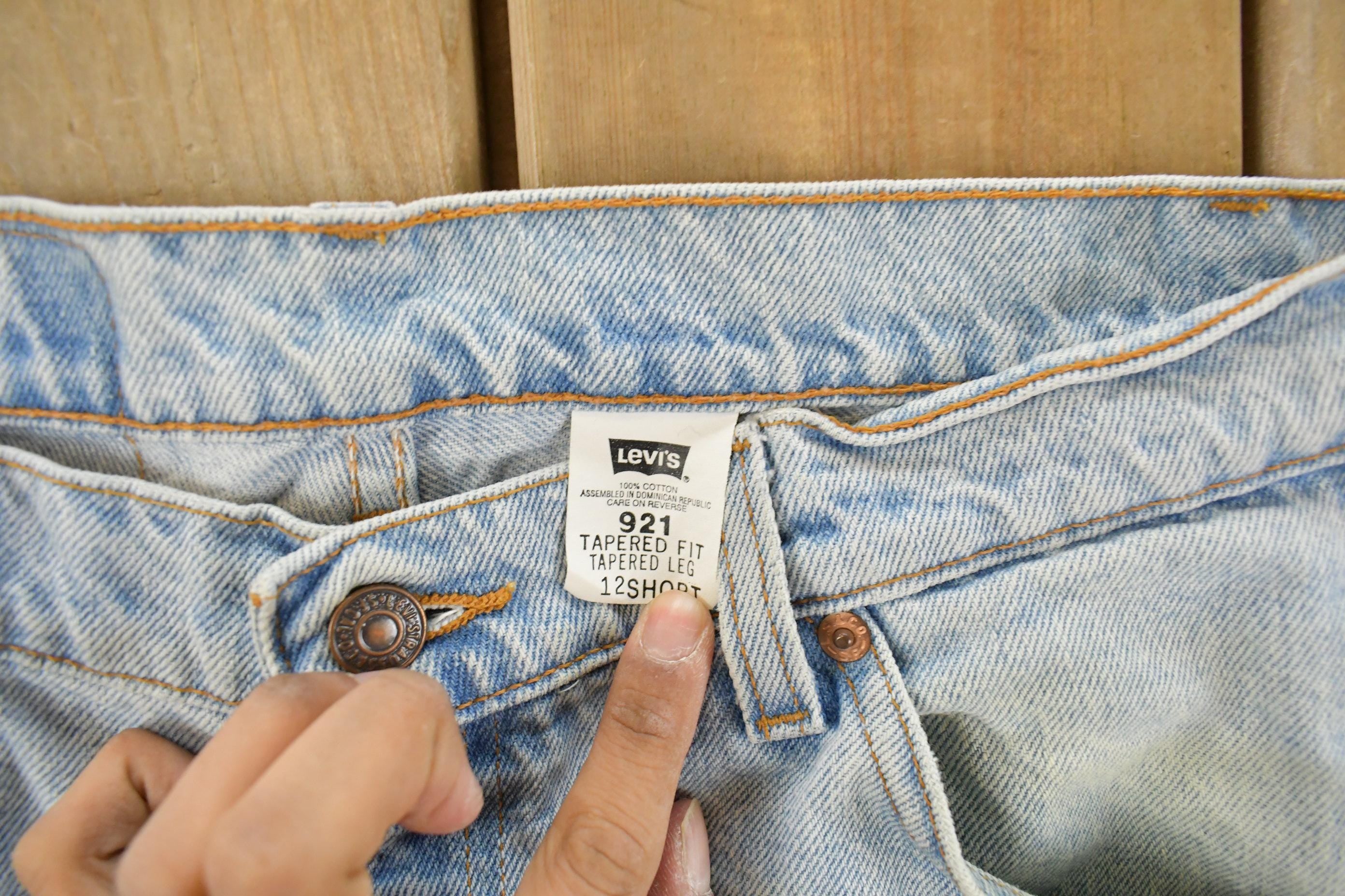 Vintage 1990s Levi's 921 Tapered Fit Denim Jeans Women's 32 x 29