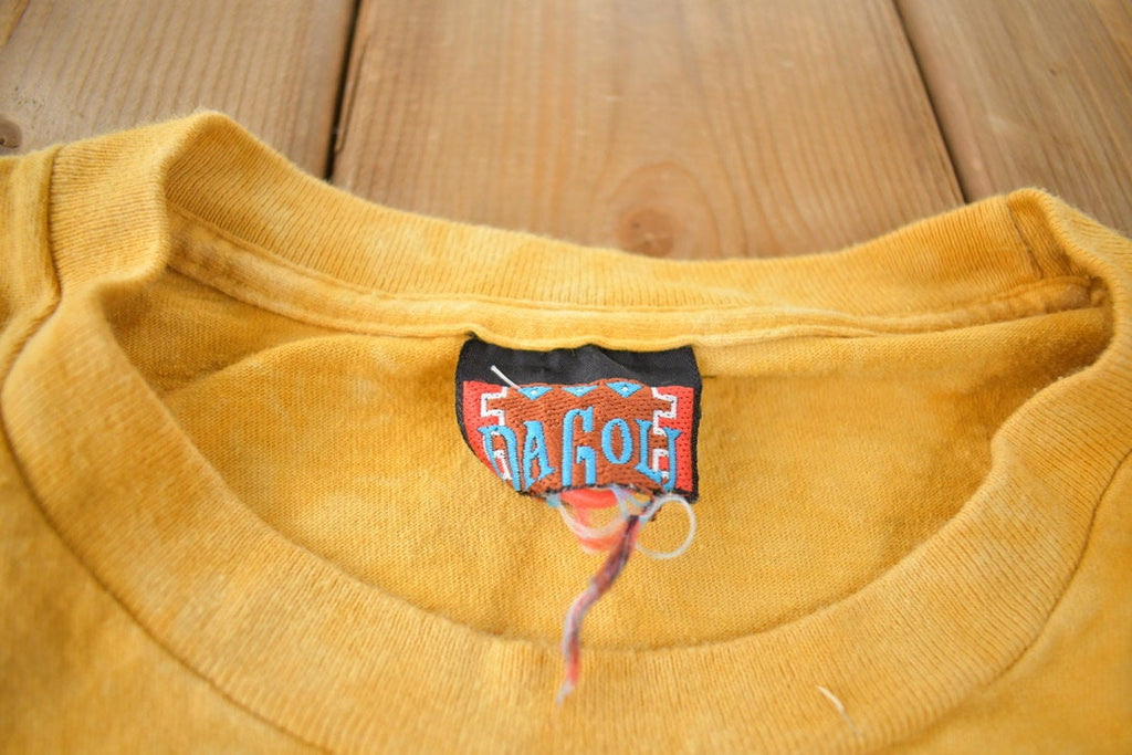 Vintage 1990s Sacred Amulet Single Stitch Graphic T Shirt Size L