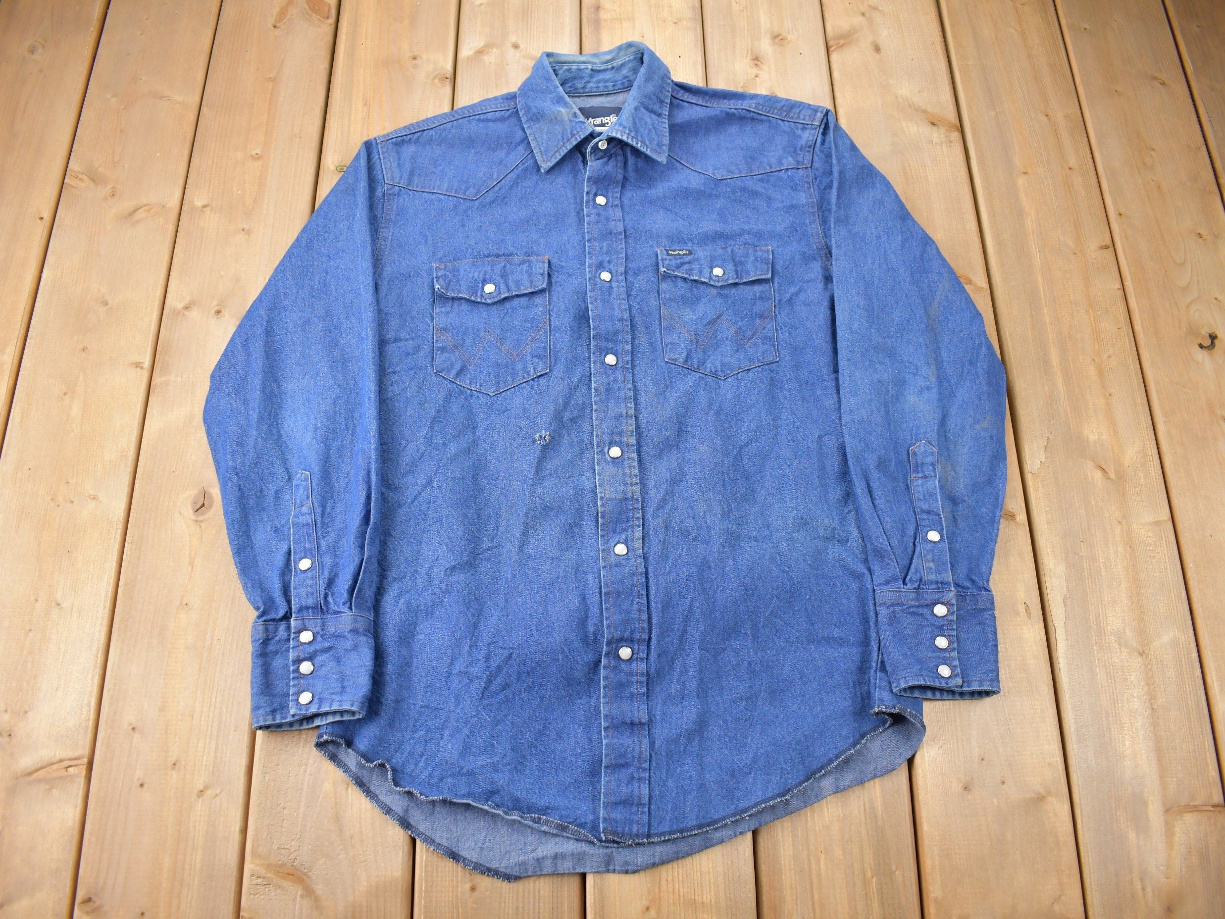 Vintage 1990s Wrangler Western Style Denim Snap Button Shirt