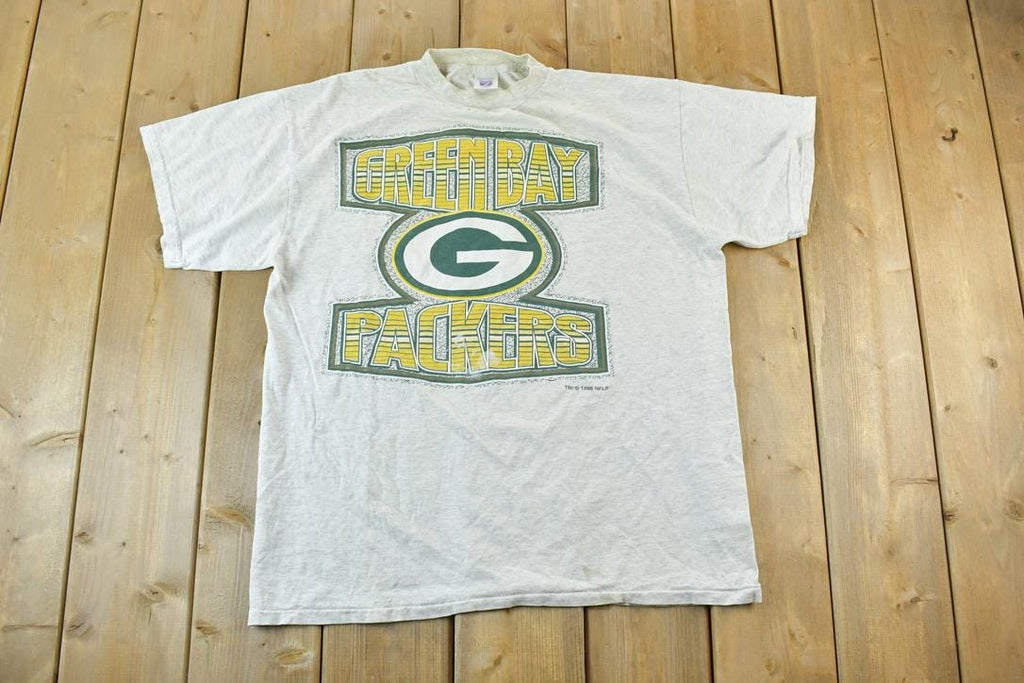 Vintage 1996 Logo 7 Green Bay Packers NFL Graphic T-Shirt
