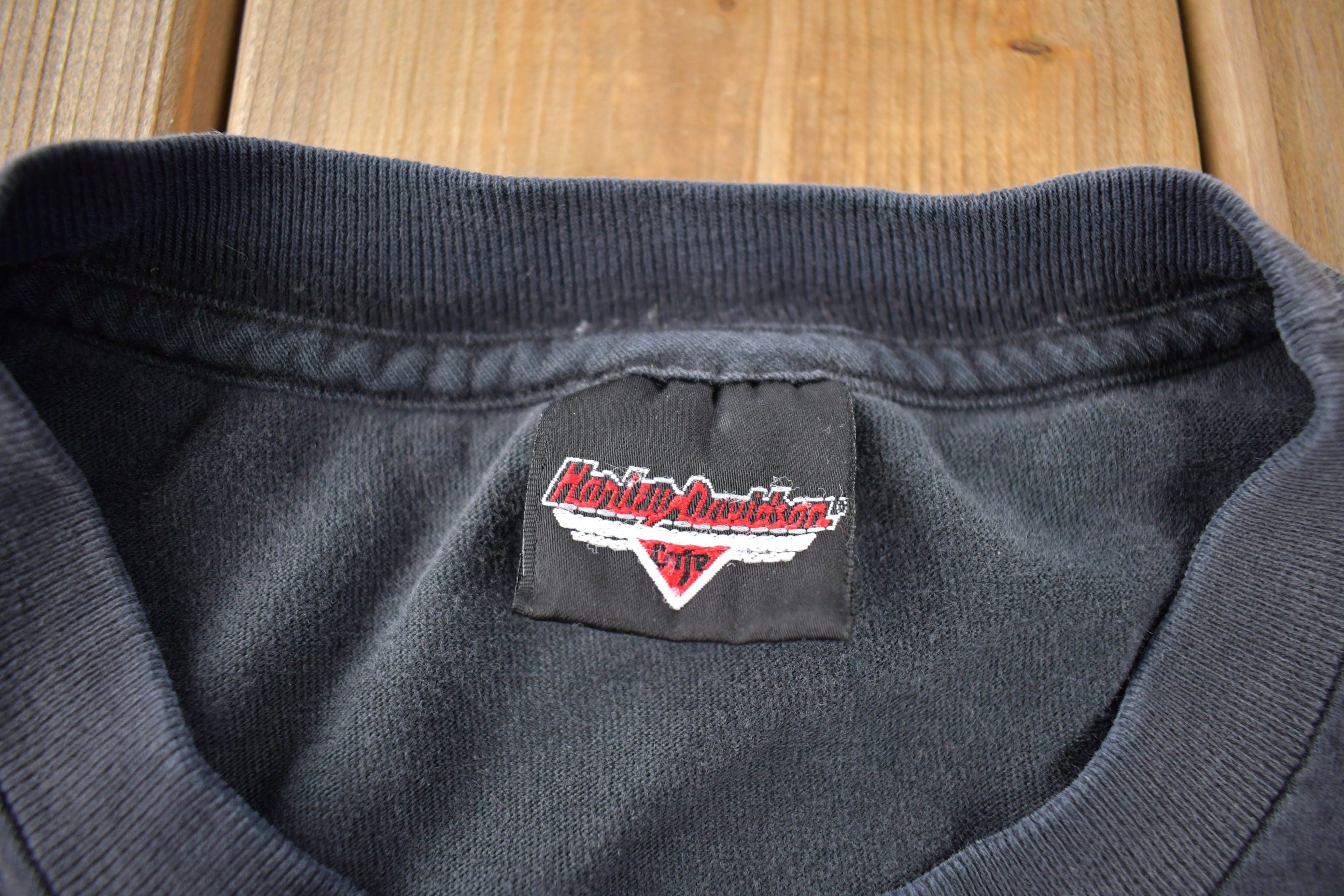 Vintage 1990s Harley Davidson 3D Emblem T-Shirt Made In USA Size L