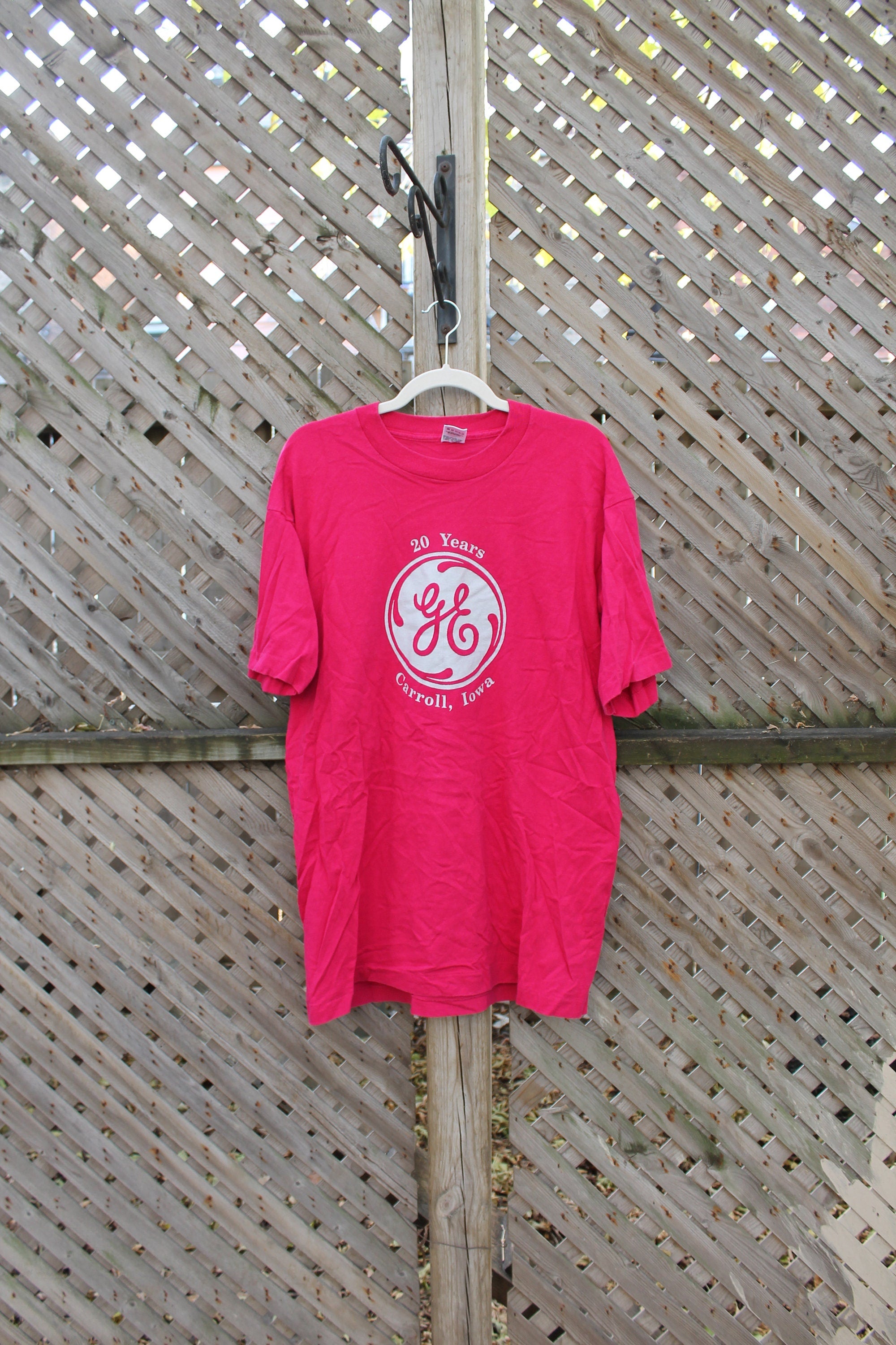 Vintage 1990s General Electric 20 Year Carroll Iowa Anniversary T Shirt