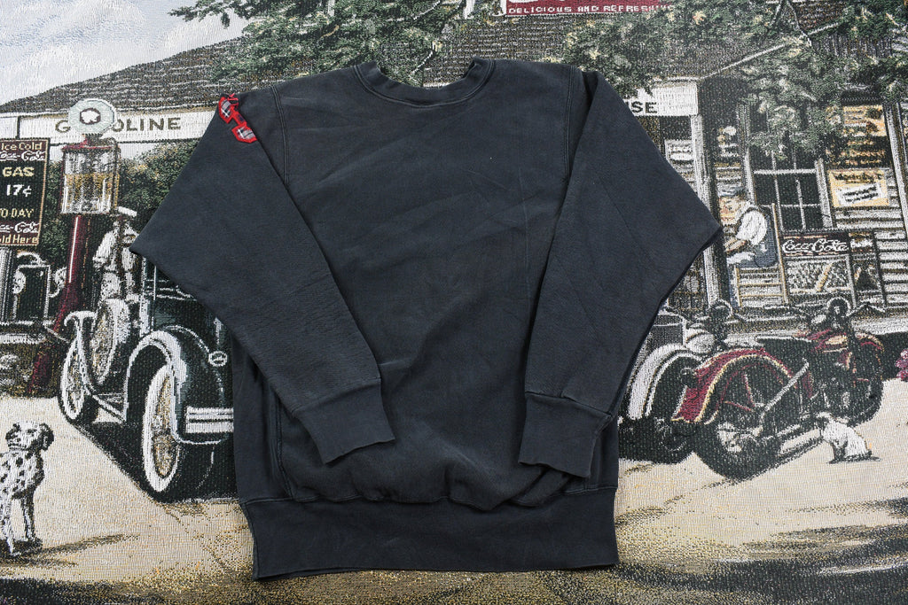 Vintage 1990s Medallion Soccer Sportswear Embroidered Crewneck / 90s Crewneck / Vintage Big E Varsity Sweater / Collegiate Sweatshirt