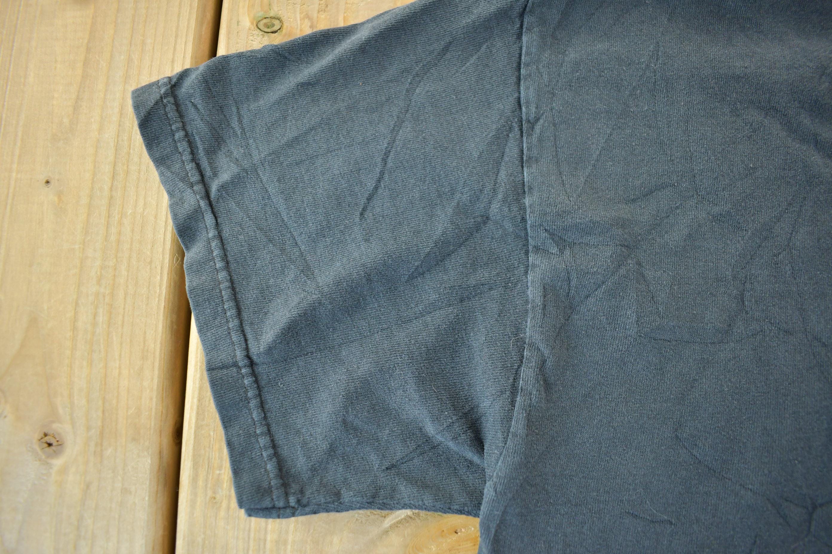 Vintage 2000s Olivia De Berardinis Graphic T-Shirt