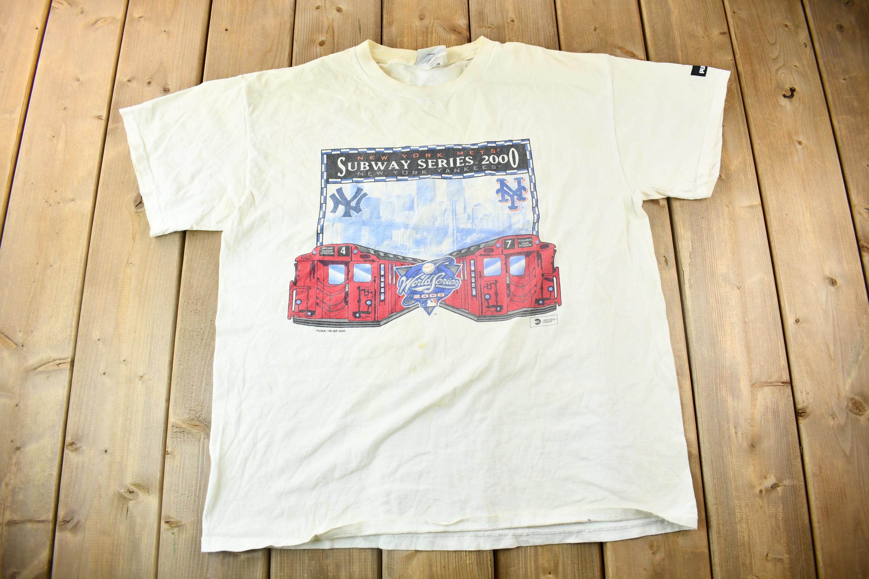 Vintage 2000 Subway Series New York Mets Vs New York Yankees Graphic T-Shirt