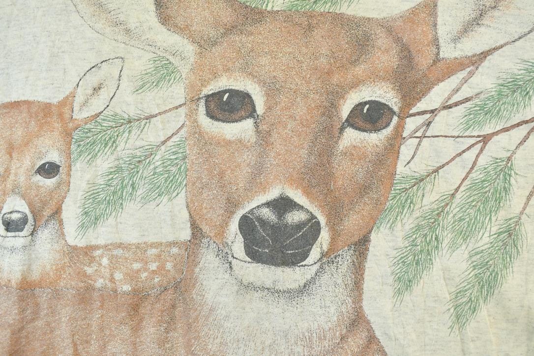 Vintage 1990s Mama Deer Graphic T-Shirt