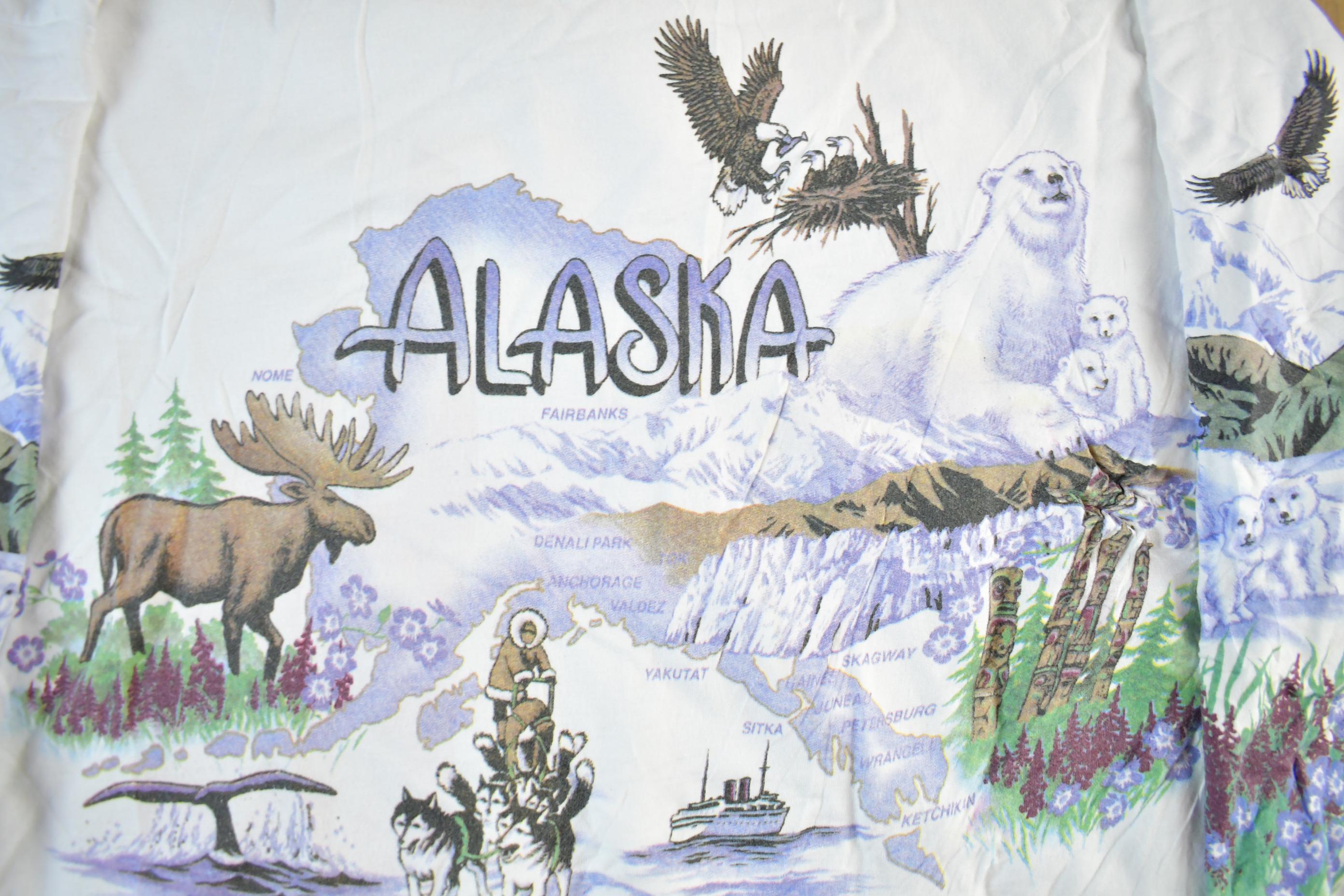 Vintage 1990s Alaska Wilderness AOP Crewneck Sweatshirt Mens XL