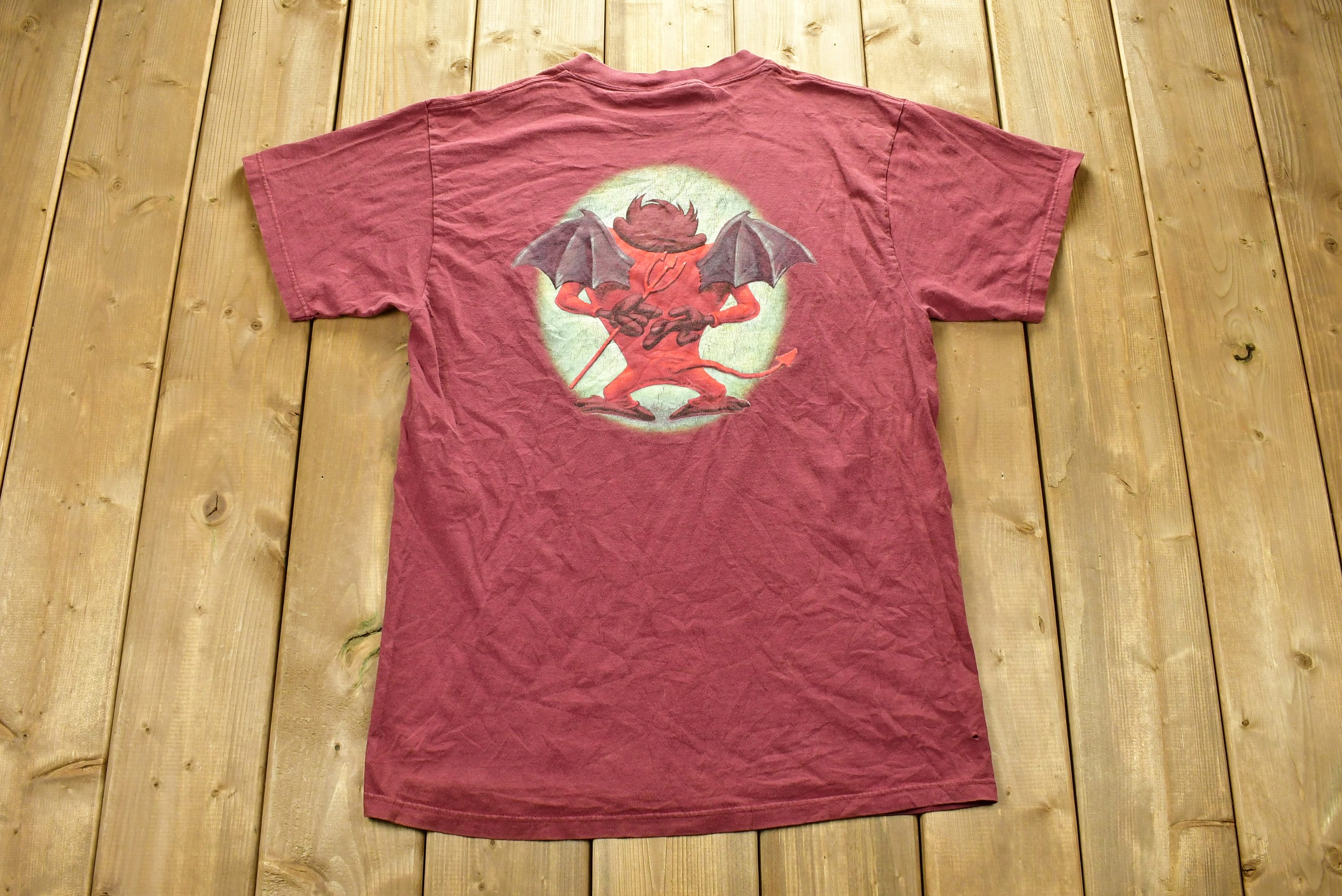 Vintage 1997 Tasmanian Devil Looney Tunes Taz Cartoon T-Shirt