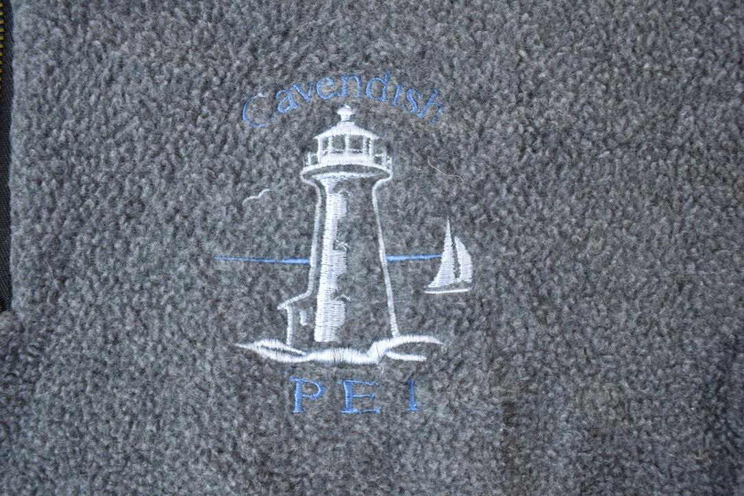 Vintage 1990s Cavendish PEI Quarter Zip Mock Neck Fleece Sweatshirt