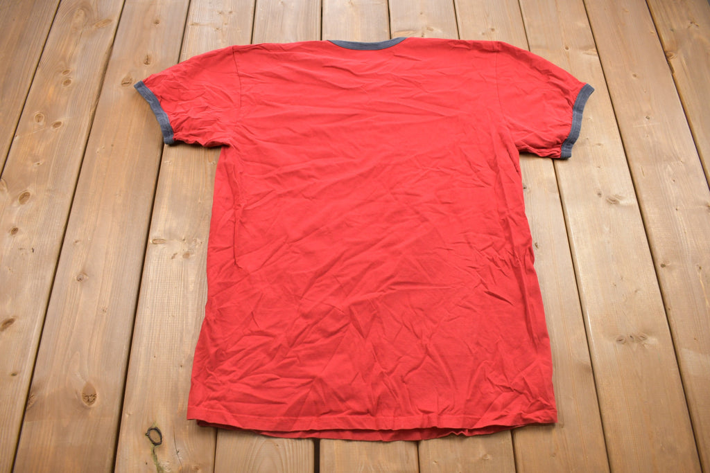 Vintage 1990s Nike Small Logo Graphic Ribbed Neck T Shirt