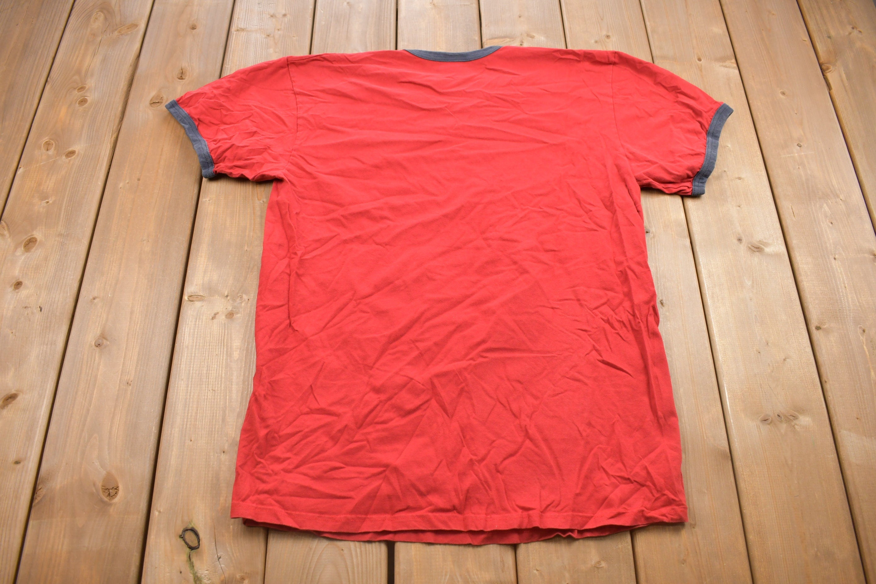 Vintage 1990s Nike Small Logo Graphic Ribbed Neck T Shirt