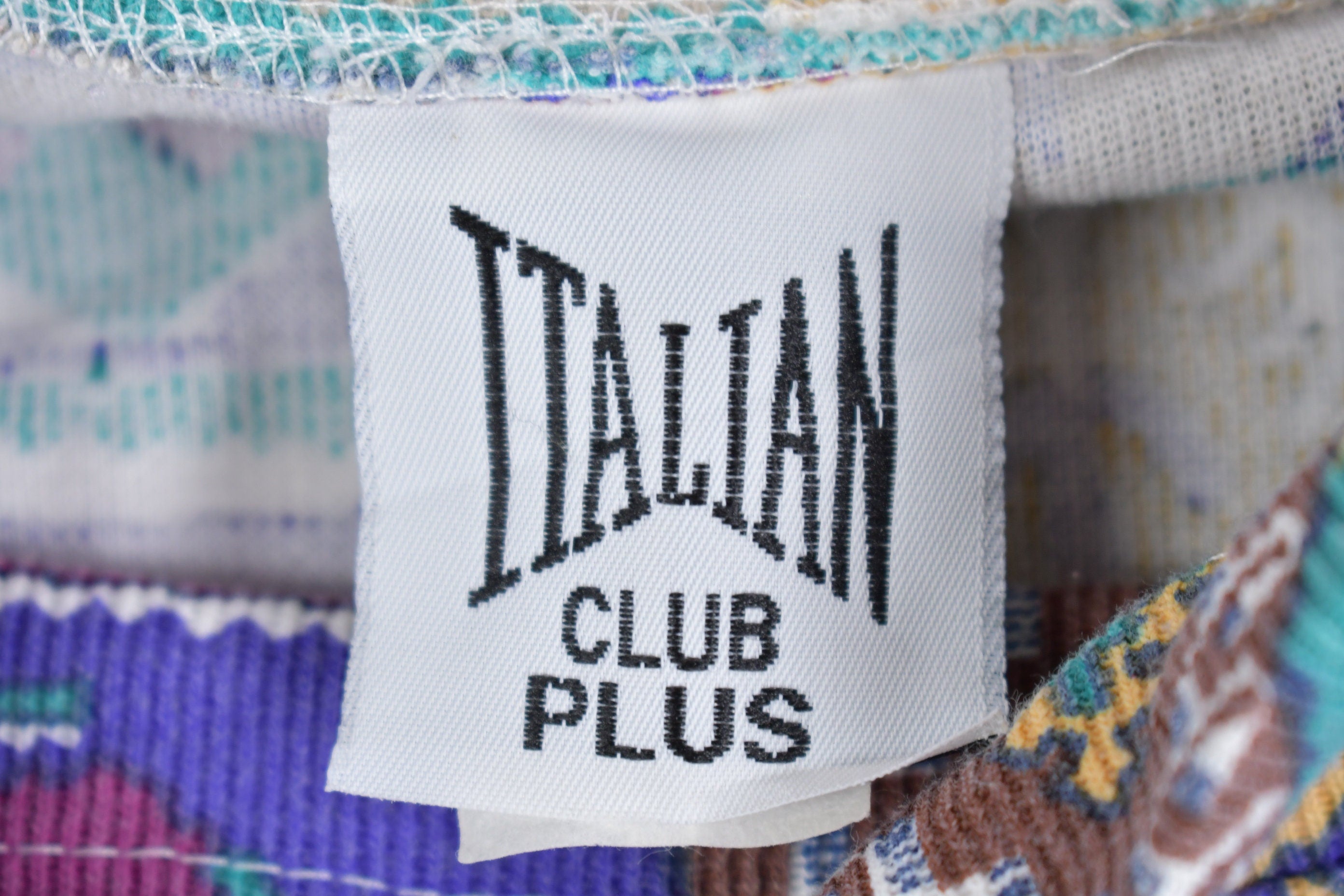 Vintage 1990'S Italian Club Plus Mock Neck Sweatshirt