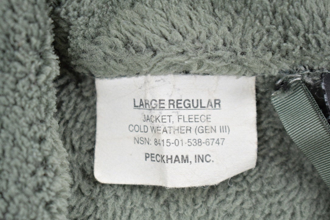 Vintage 1990s Military Cold Weather Fleece Sweater / Army / Gen III / Army Jacket / Deep Pile Fleece / Size Large Regular