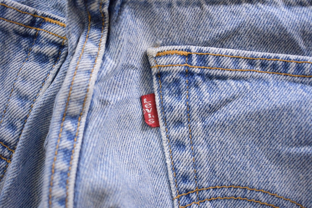 Vintage 1990s Levi 560 Red Tab Jeans Size 36 x 34.5
