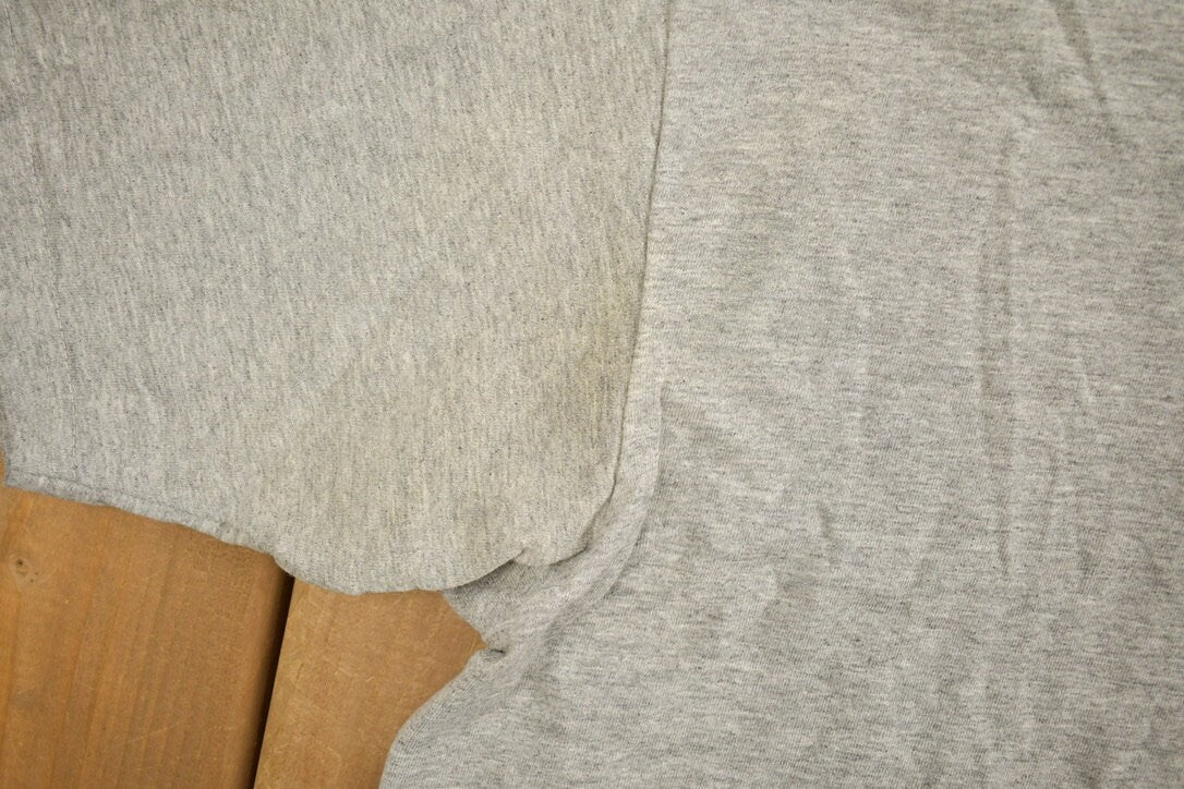 Vintage 1990s Nike Logo Slogan Graphic T-Shirt
