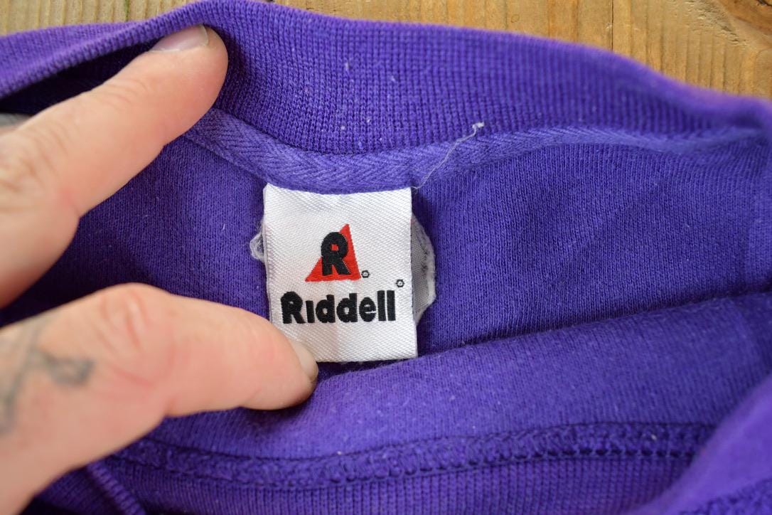 Vintage 1990s Minnesota Vikings NFL Embroidered Crewneck Sweatshirt