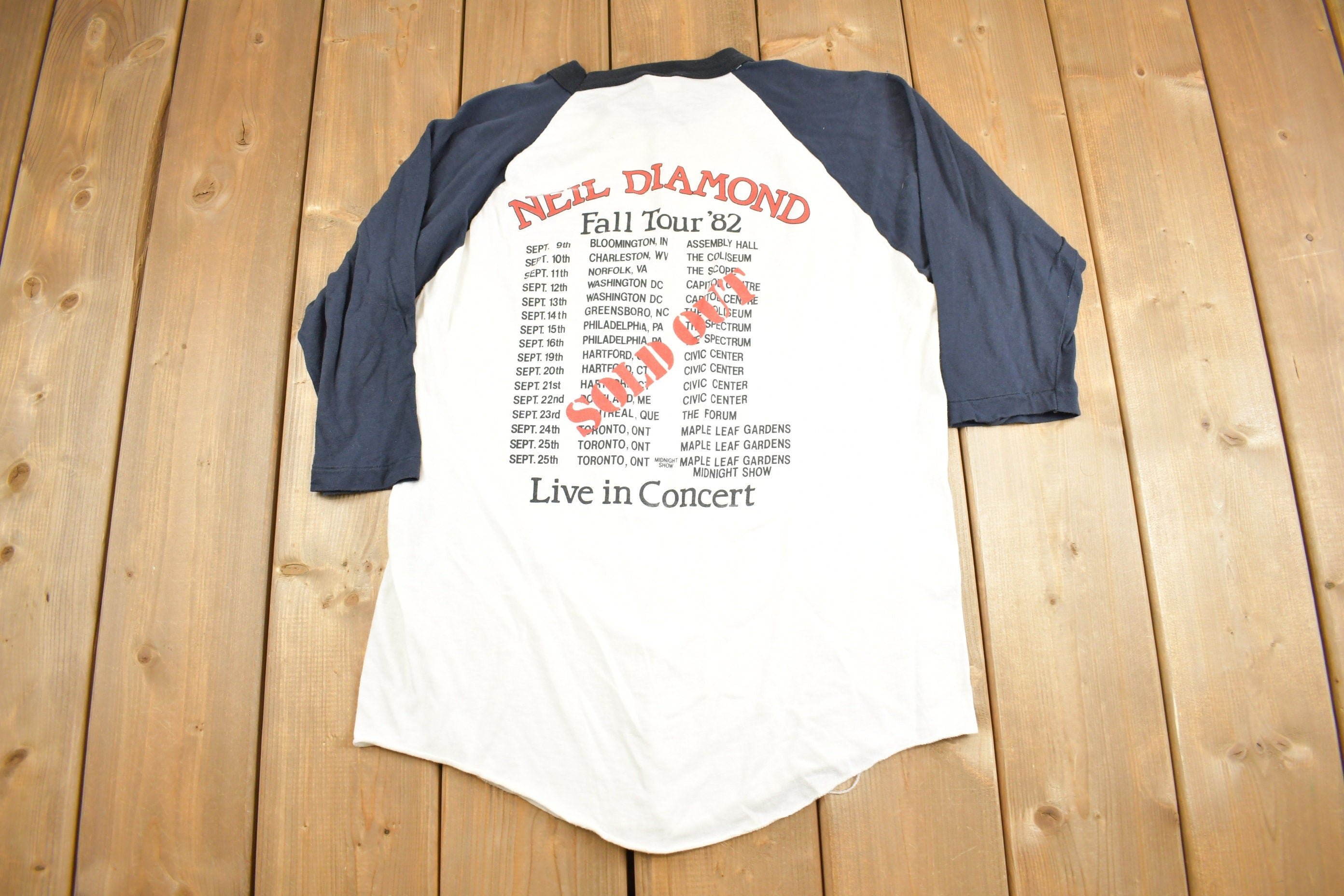 Vintage 1982 Neil Diamond Fall Tour Raglan Band T-Shirt