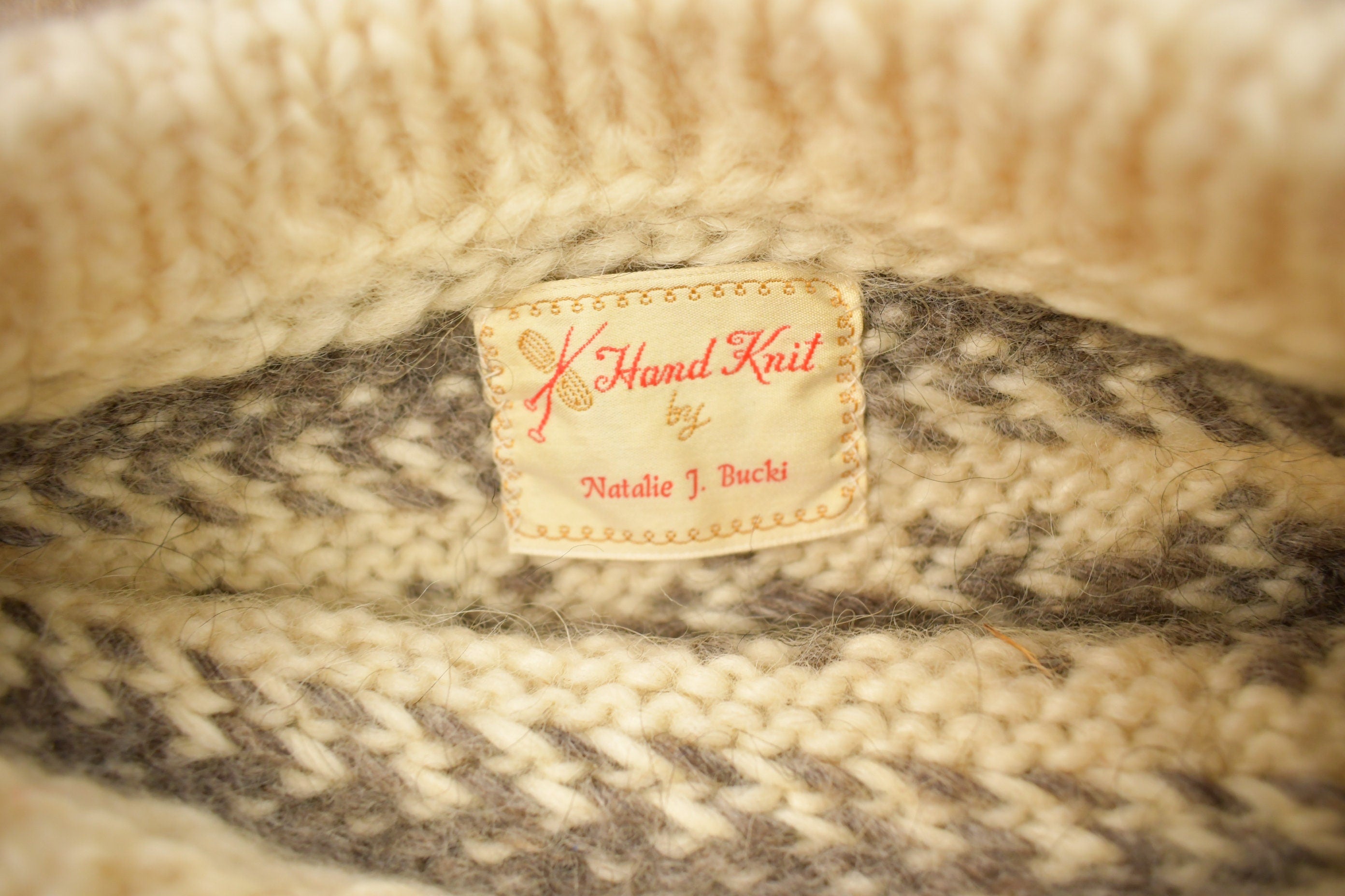 Vintage 1950s 100% Wool Hand Knit Sweater