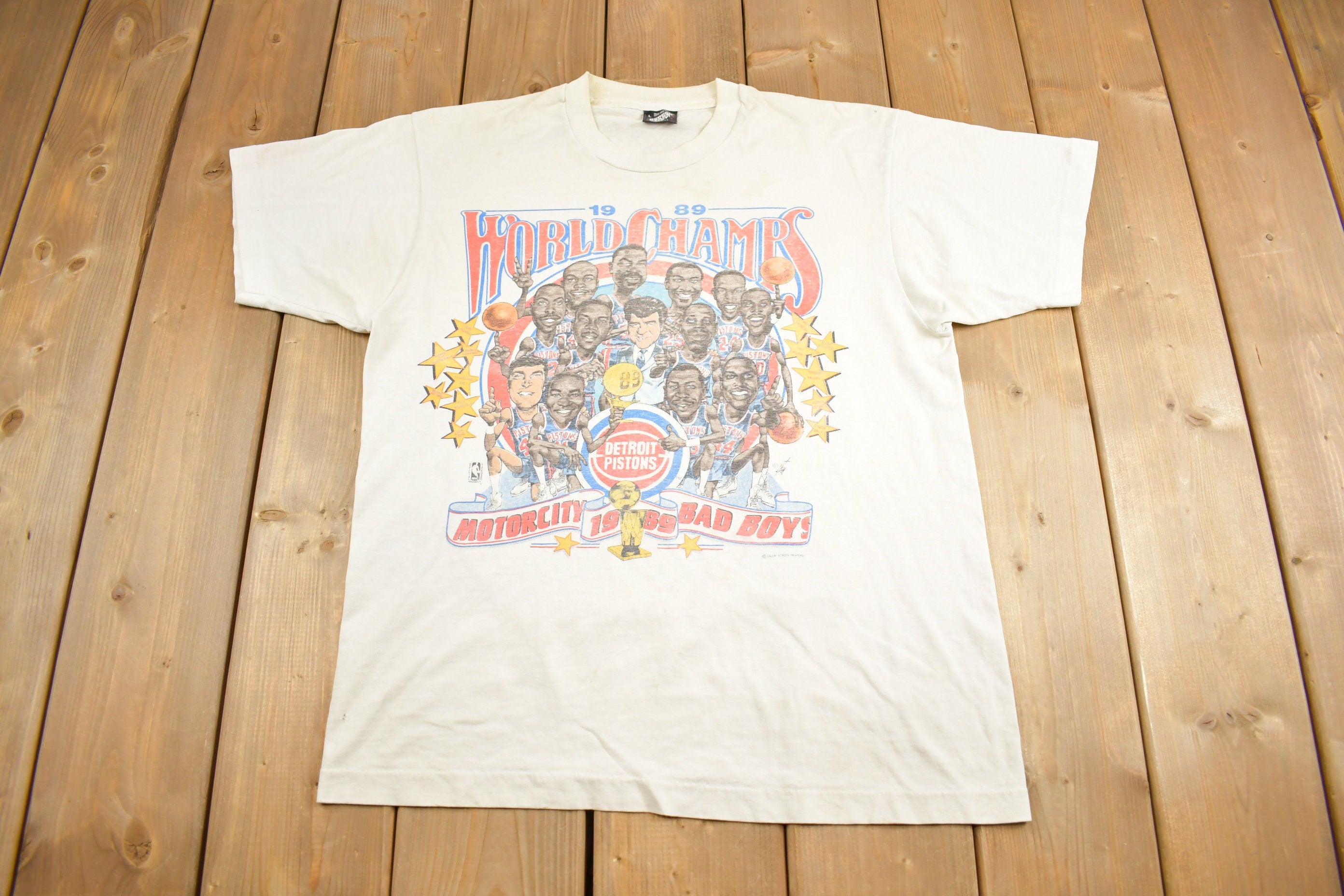 Vintage 1989 Detroit Pistons NBA World Champs Graphic T-Shirt