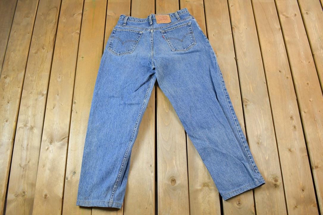 Vintage 1990s Levi Strauss 535 Denim Jean Size 34 x 34