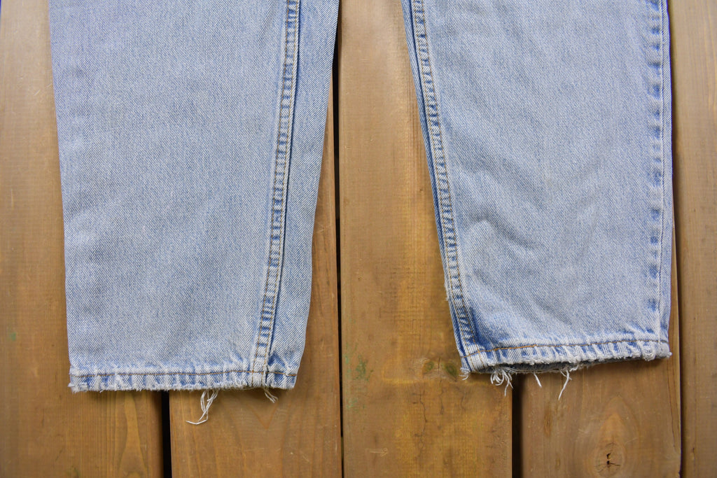 Vintage 1990s Levi's 560 Red Tab Jeans Size 32 x 32