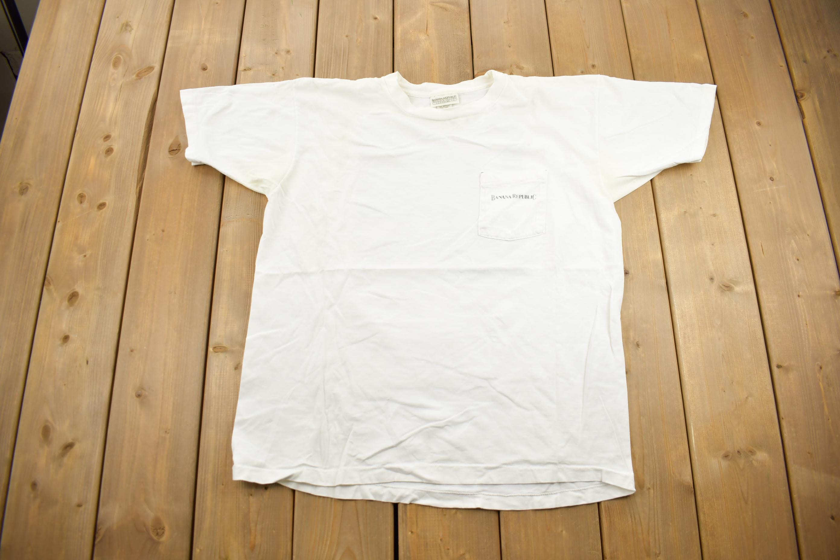 Vintage 1990s Banana Republic Safari Travel Graphic T-Shirt