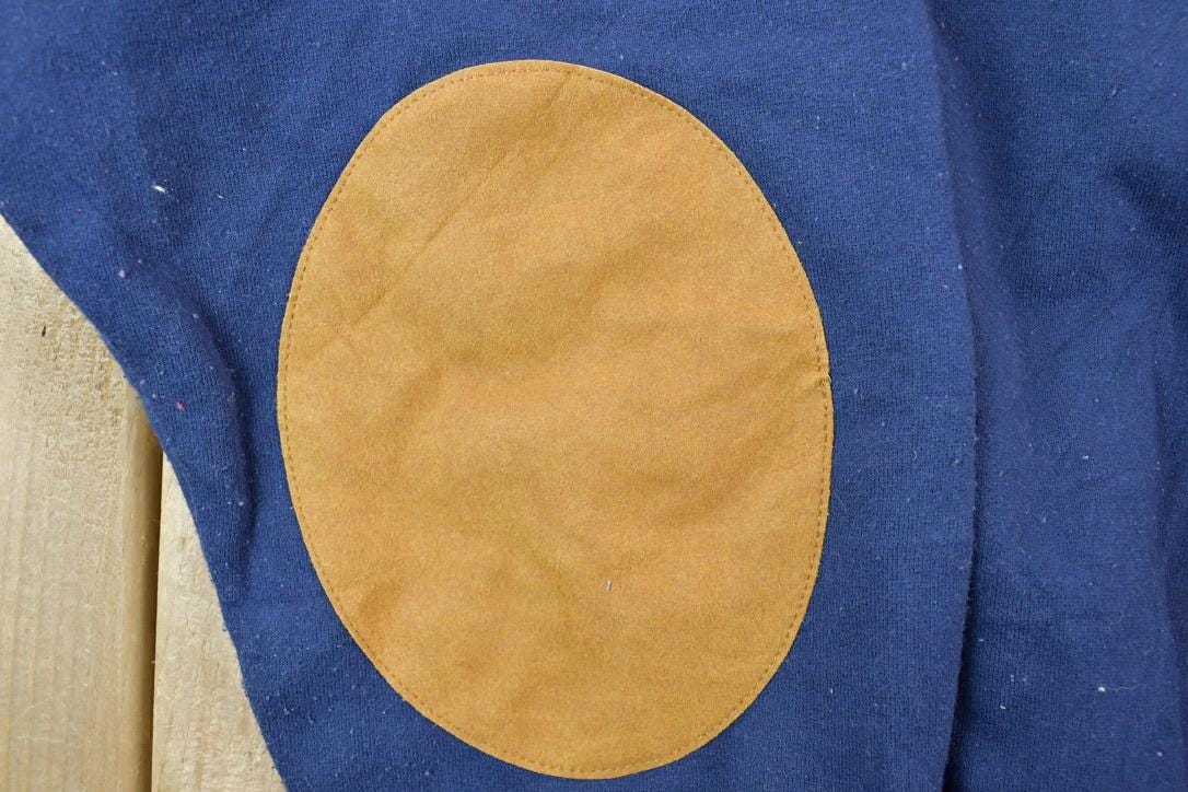 Vintage 1990s Northern Canada Crewneck